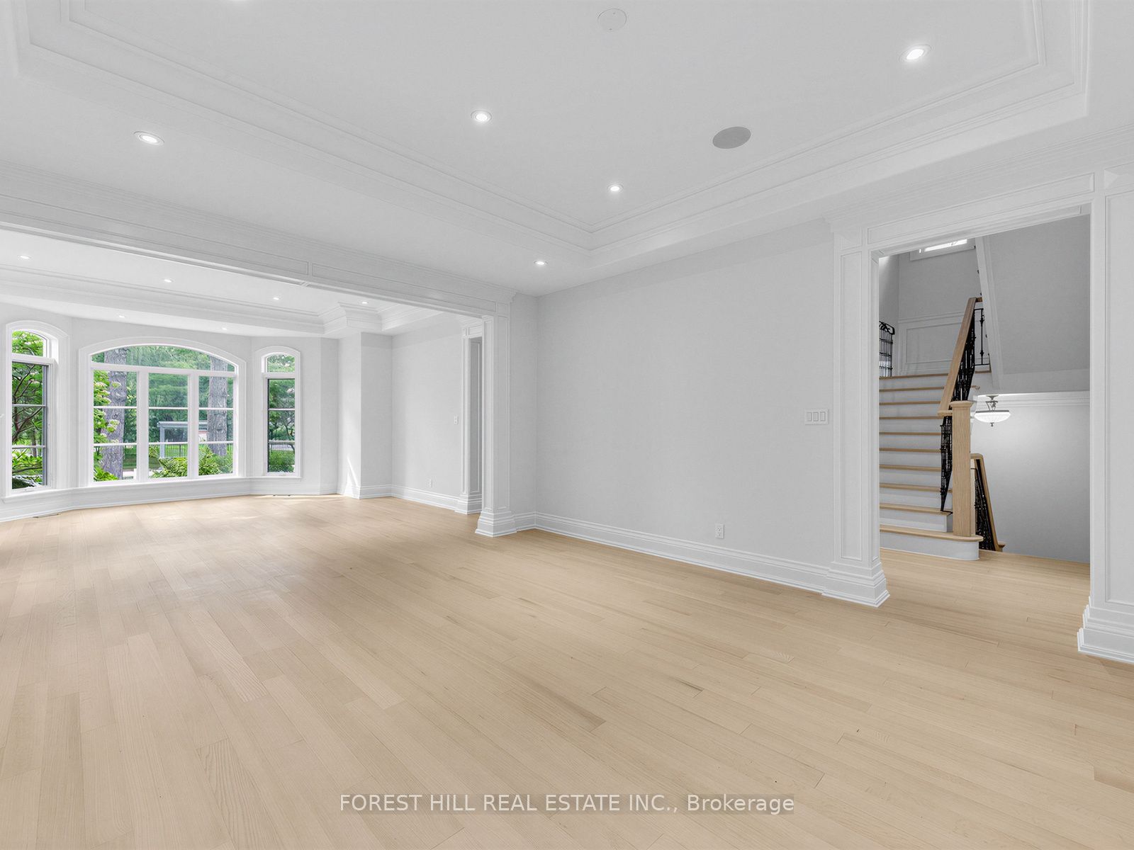 1b Carluke Crescent Property Photo 8