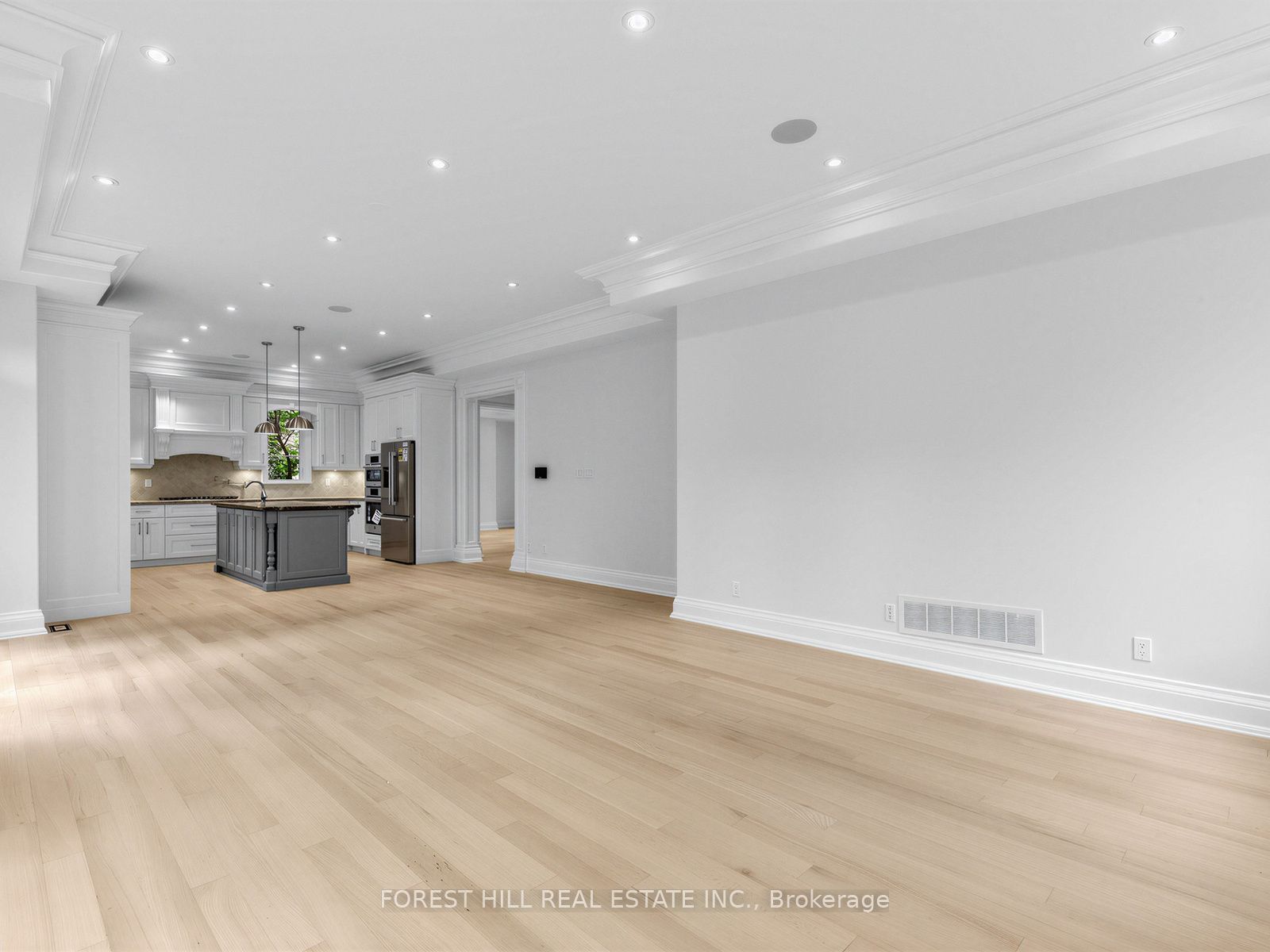 1b Carluke Crescent Property Photo 11
