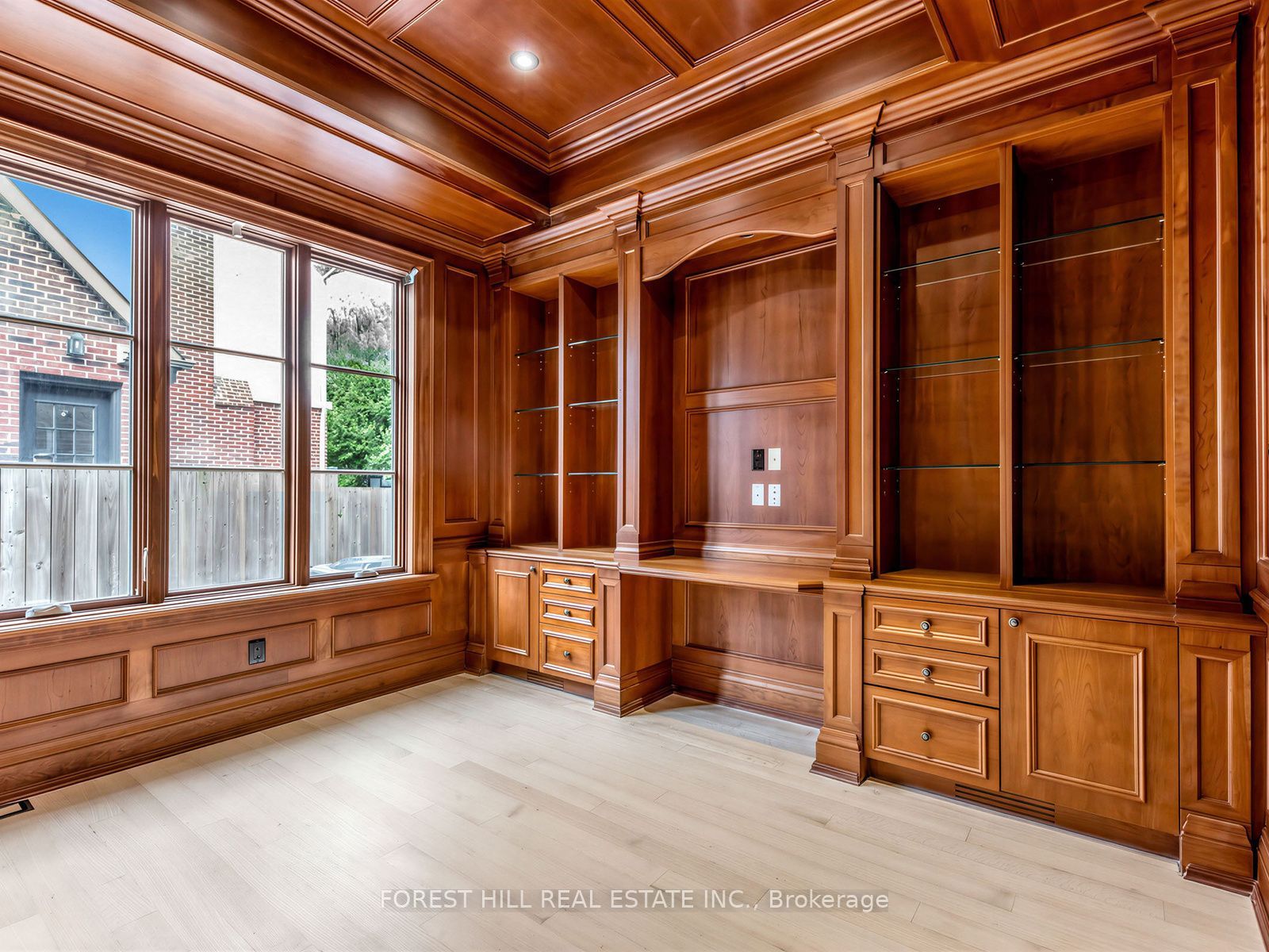1b Carluke Crescent Property Photo 17