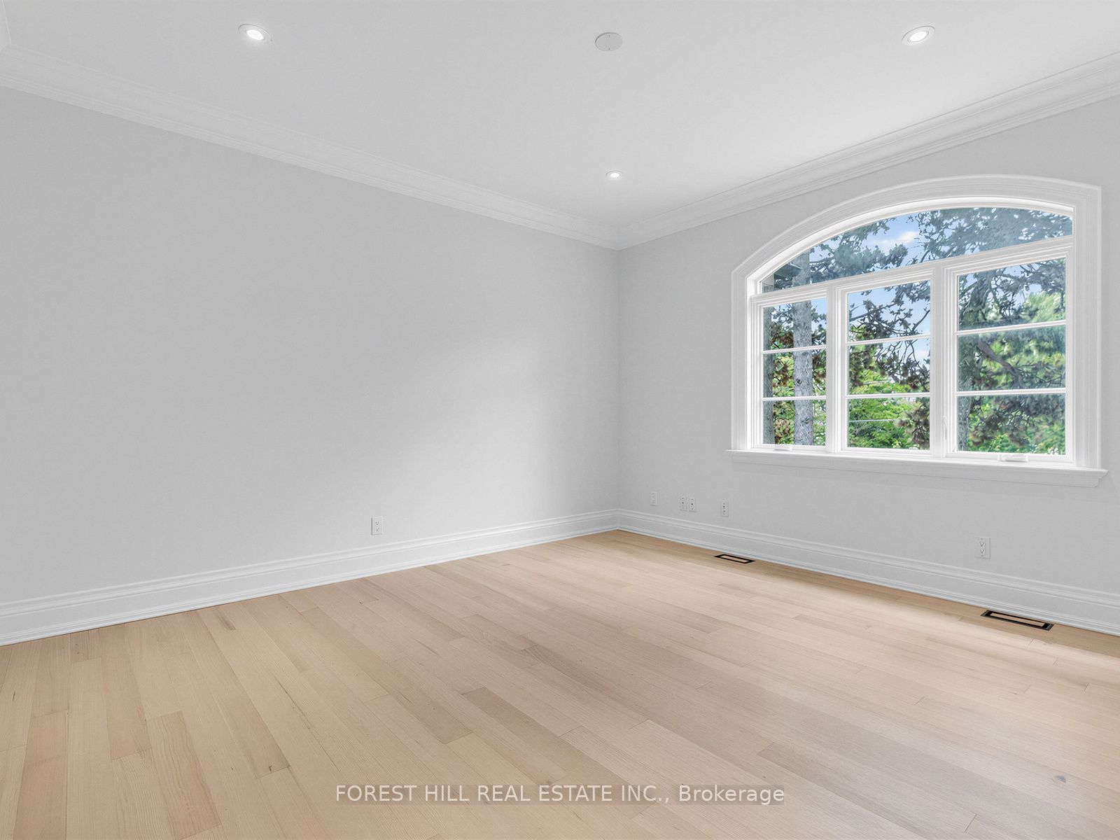 1b Carluke Crescent Property Photo 33