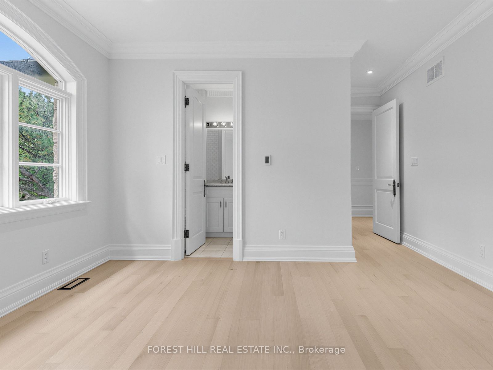 1b Carluke Crescent Property Photo 34