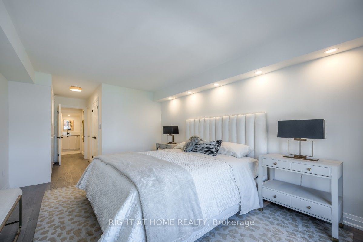 5444 Yonge Street 1810 Property Photo 25