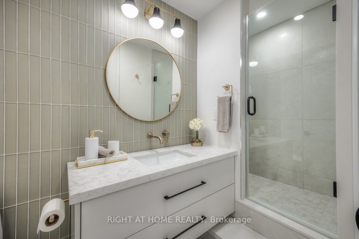 5444 Yonge Street 1810 Property Photo 29