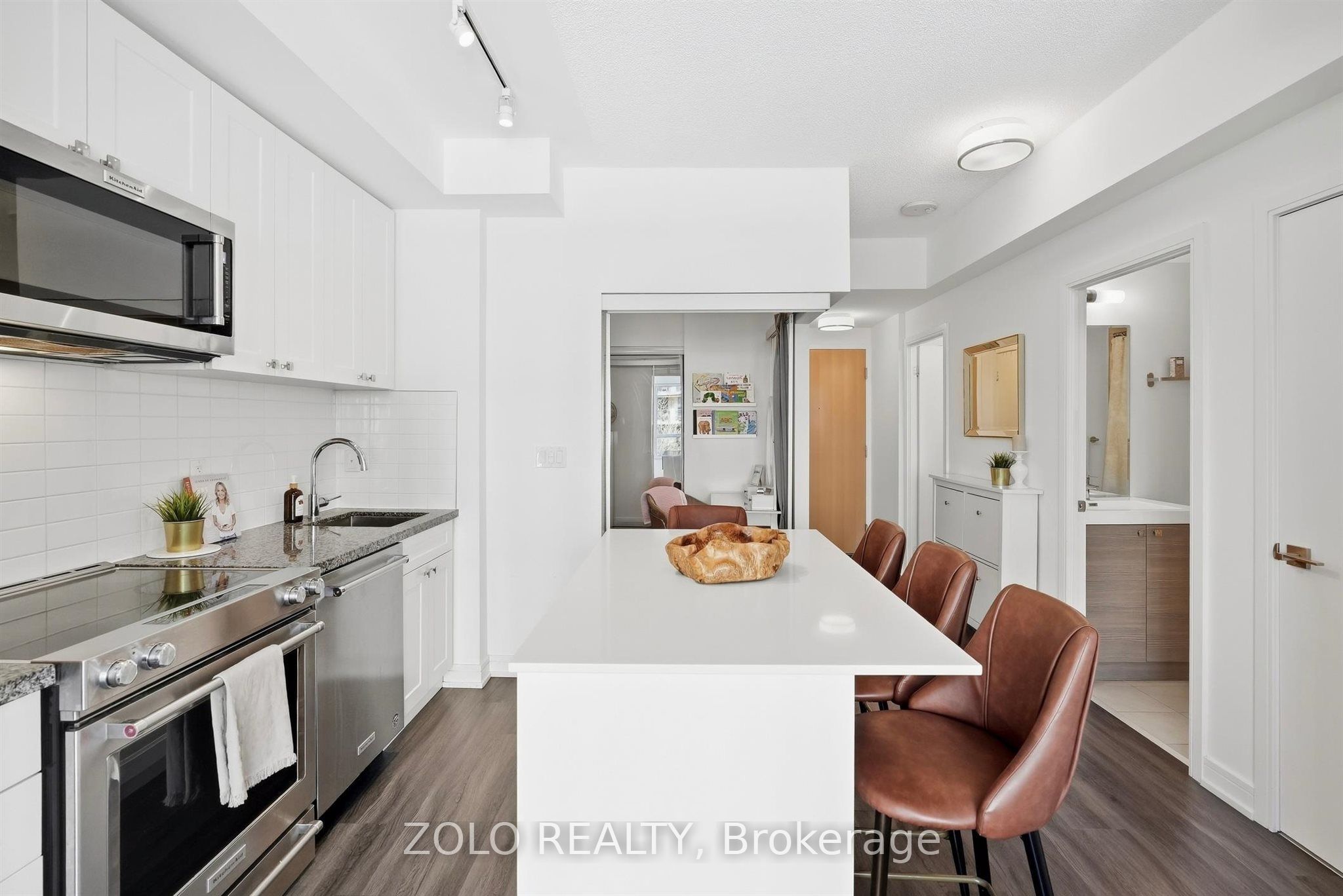 621 Sheppard Avenue E 335 Property Photo 12
