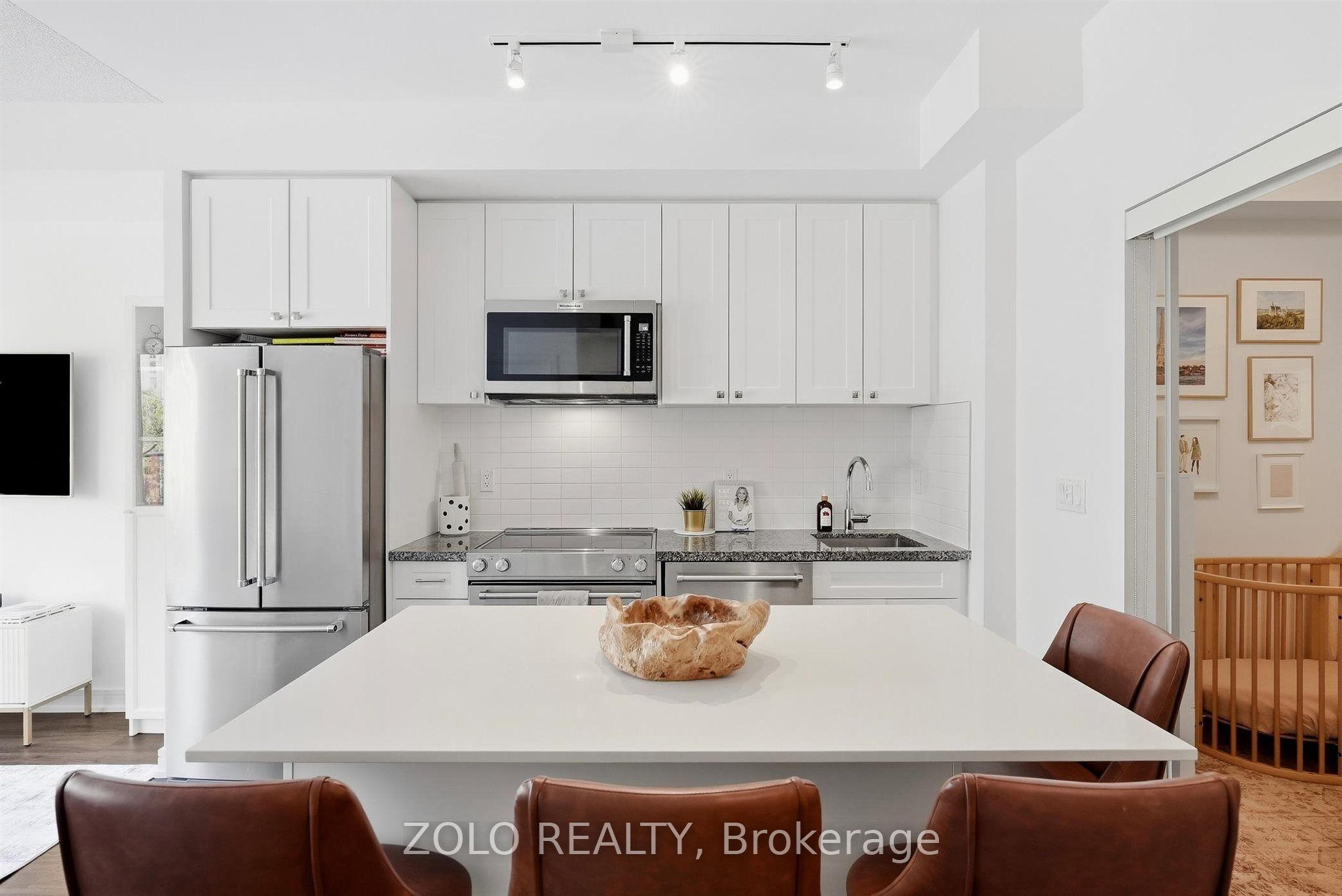621 Sheppard Avenue E 335 Property Photo 19