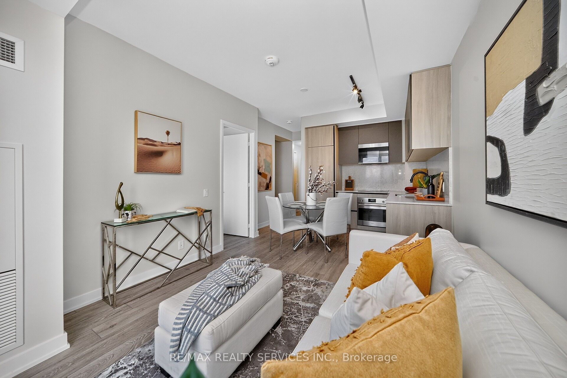 108 Peter Street 1717 Property Photo 25