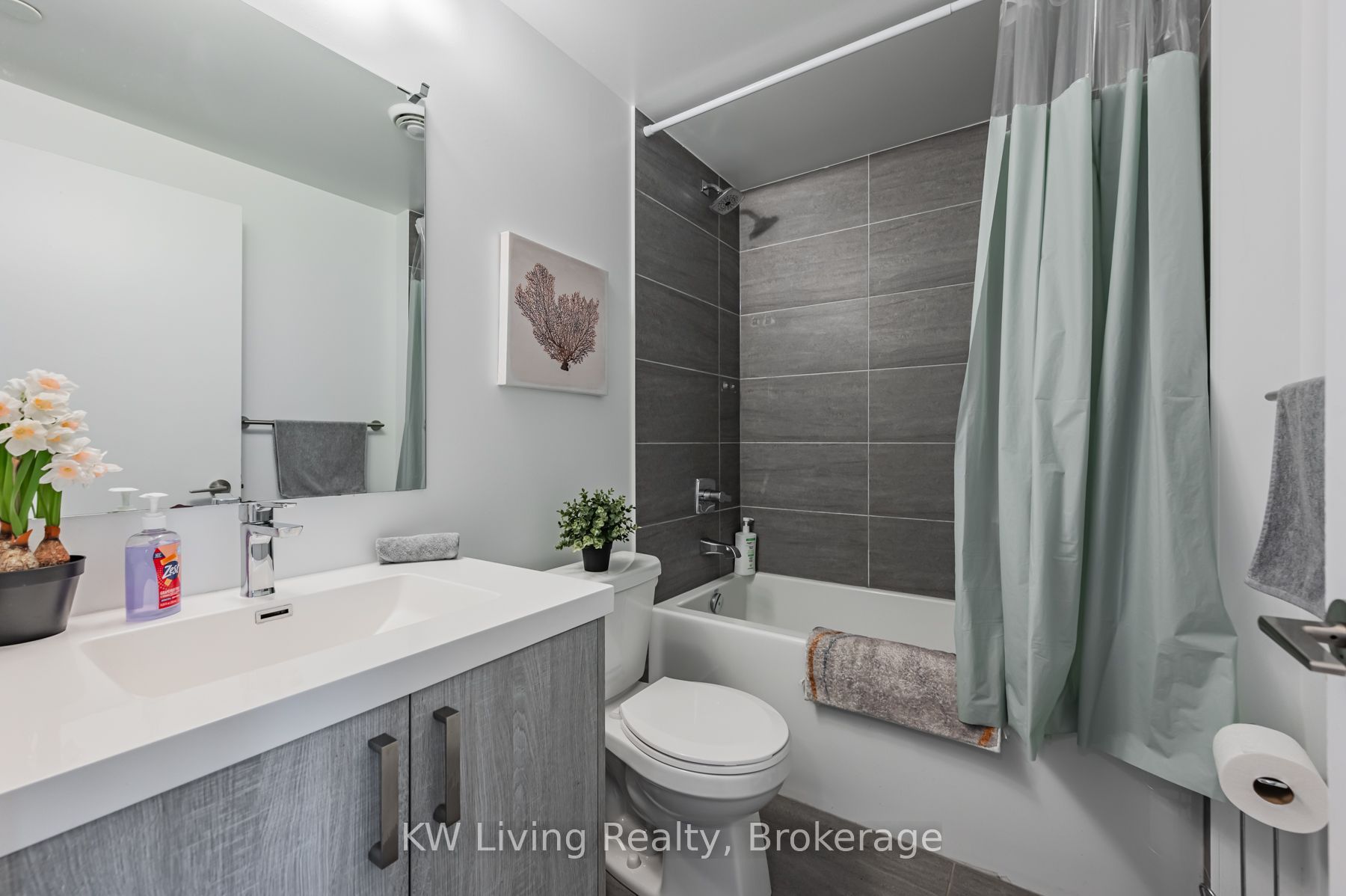 77 Mutual Street 2110 Property Photo 6