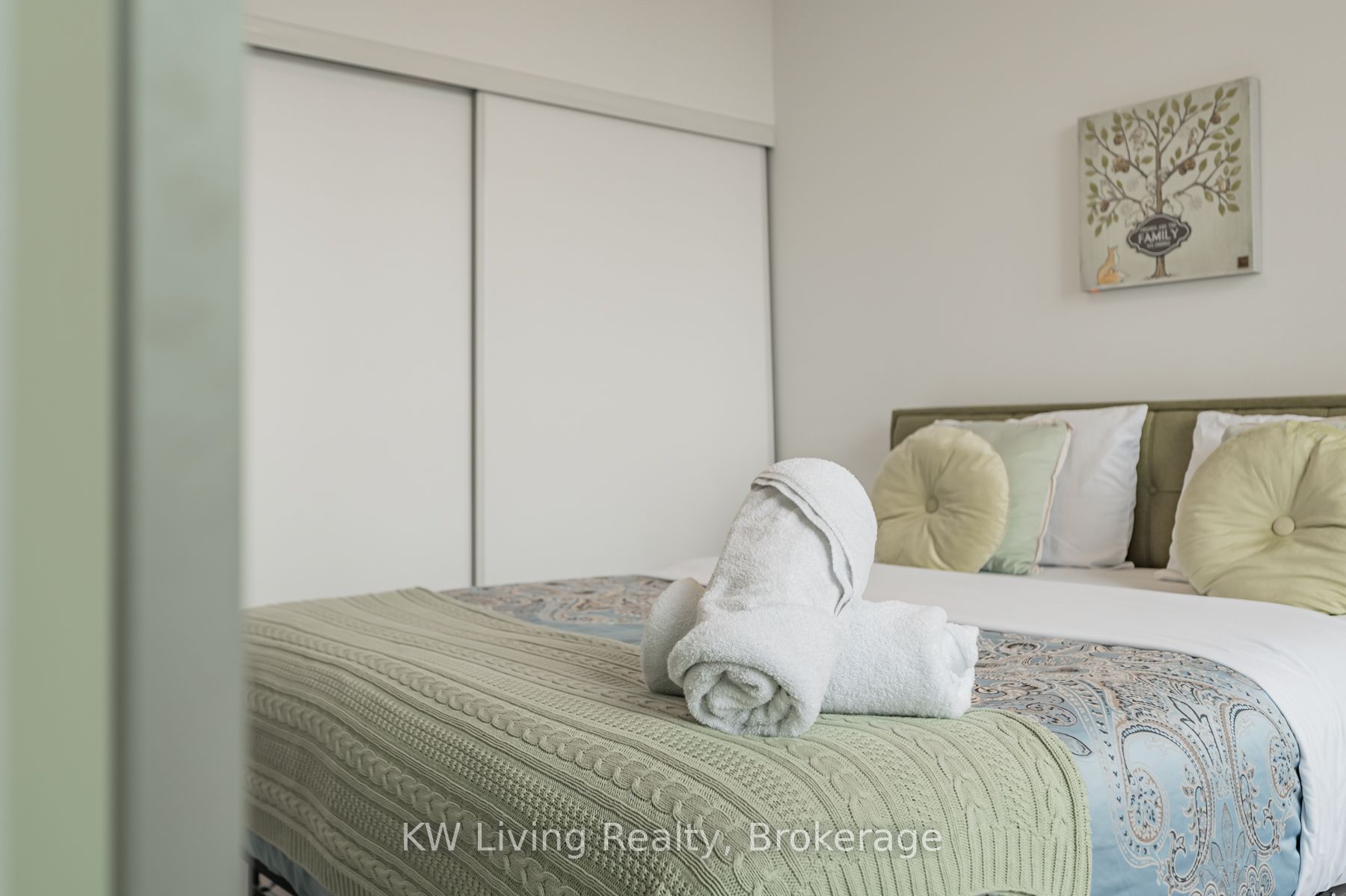 77 Mutual Street 2110 Property Photo 9