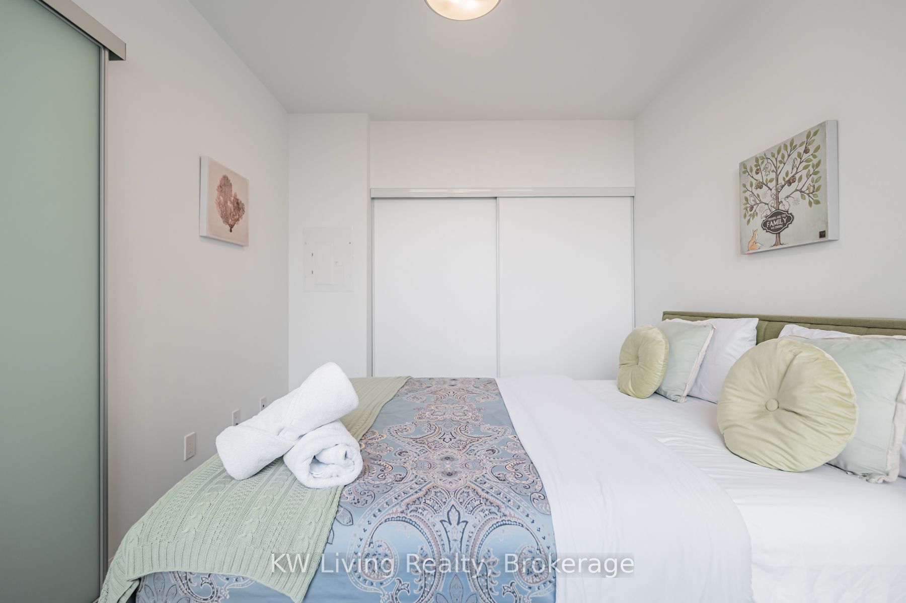 77 Mutual Street 2110 Property Photo 12