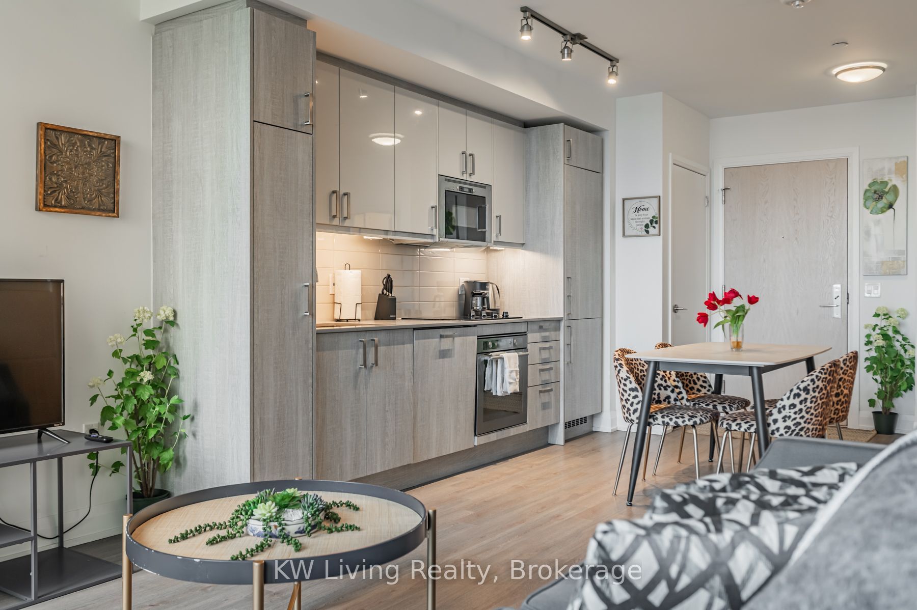 77 Mutual Street 2110 Property Photo 15