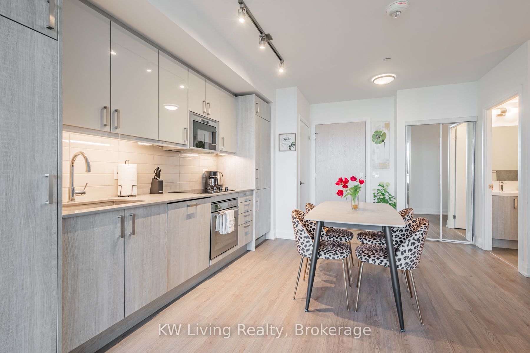 77 Mutual Street 2110 Property Photo 26