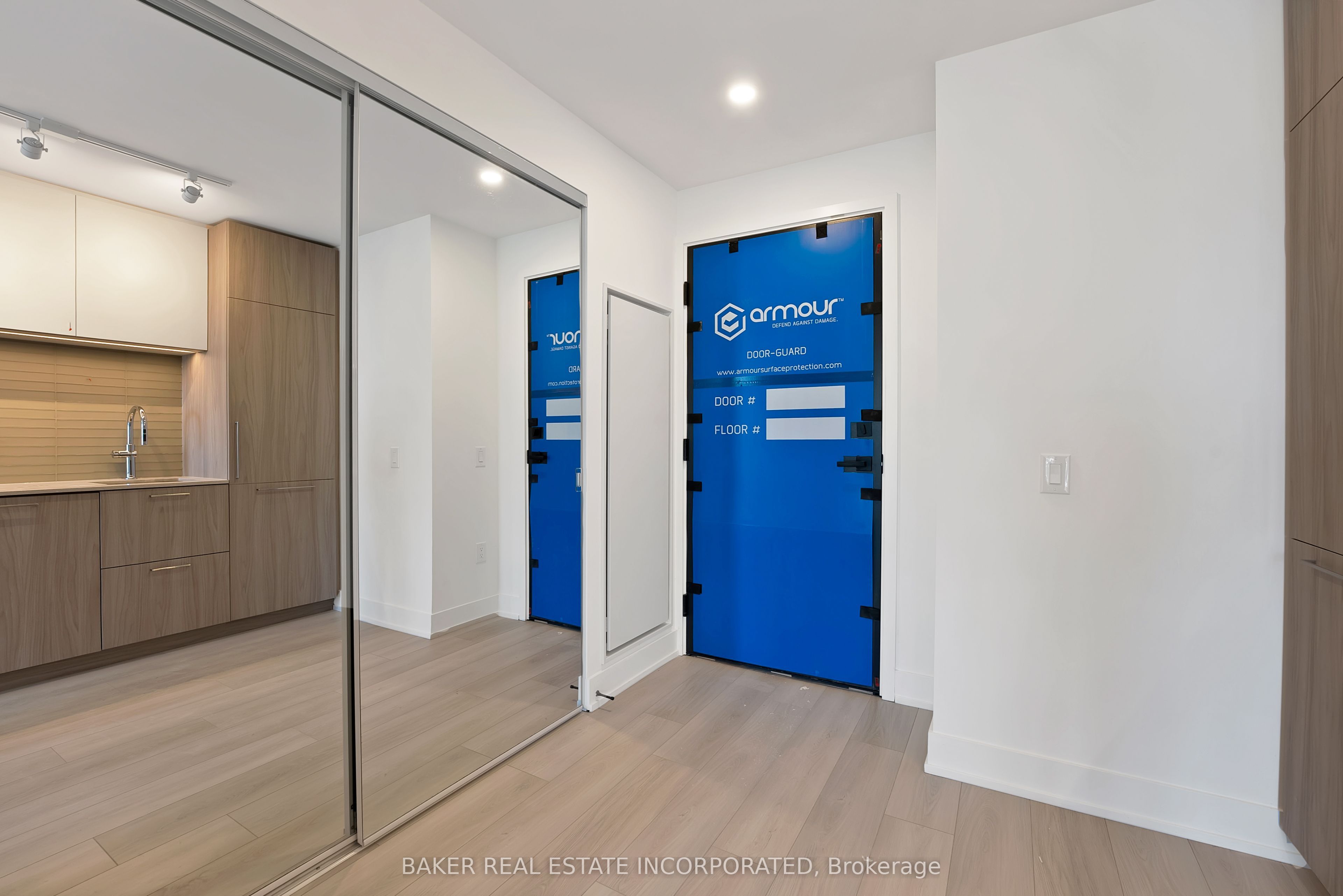 36 Olive Avenue 1803 Property Photo 4
