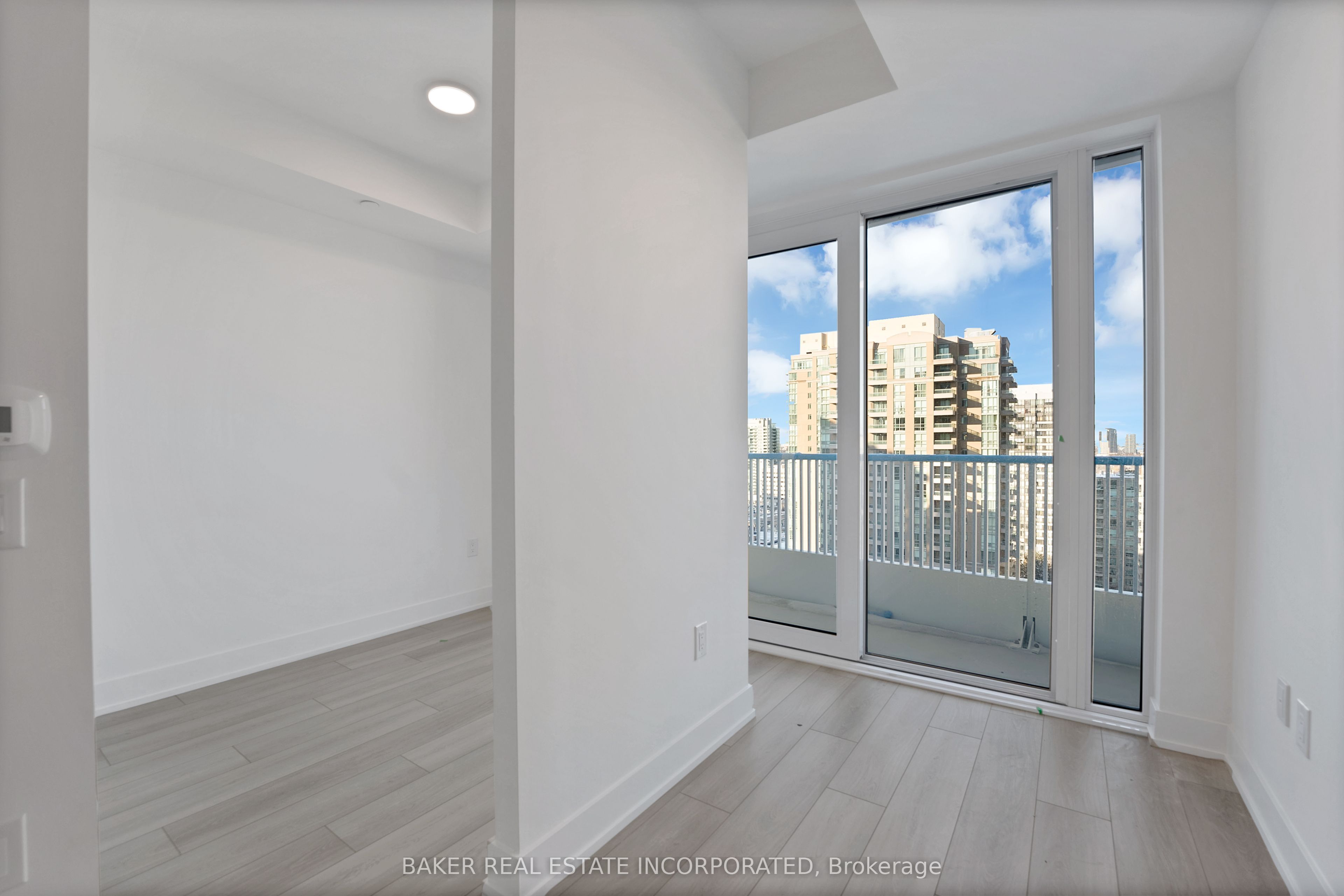 36 Olive Avenue 1803 Property Photo 10