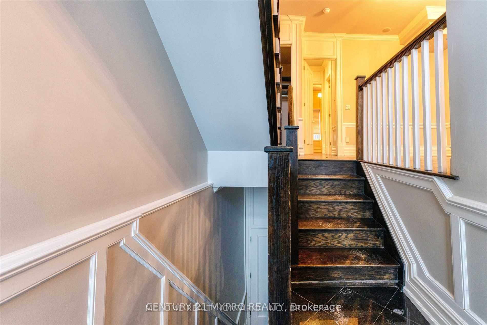 280 Spadina Road Property Photo 1