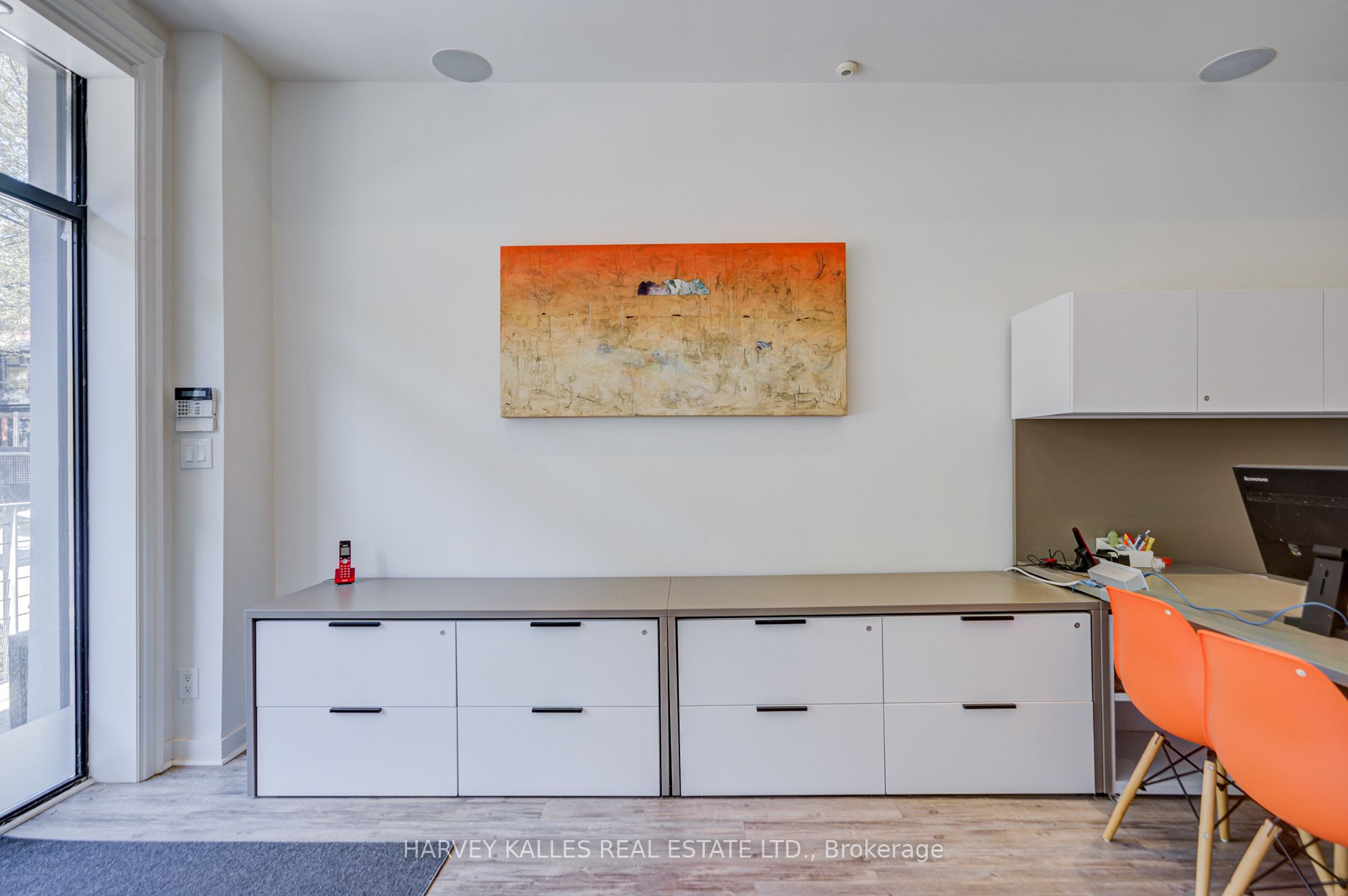275 Macpherson Avenue 109 Property Photo 15