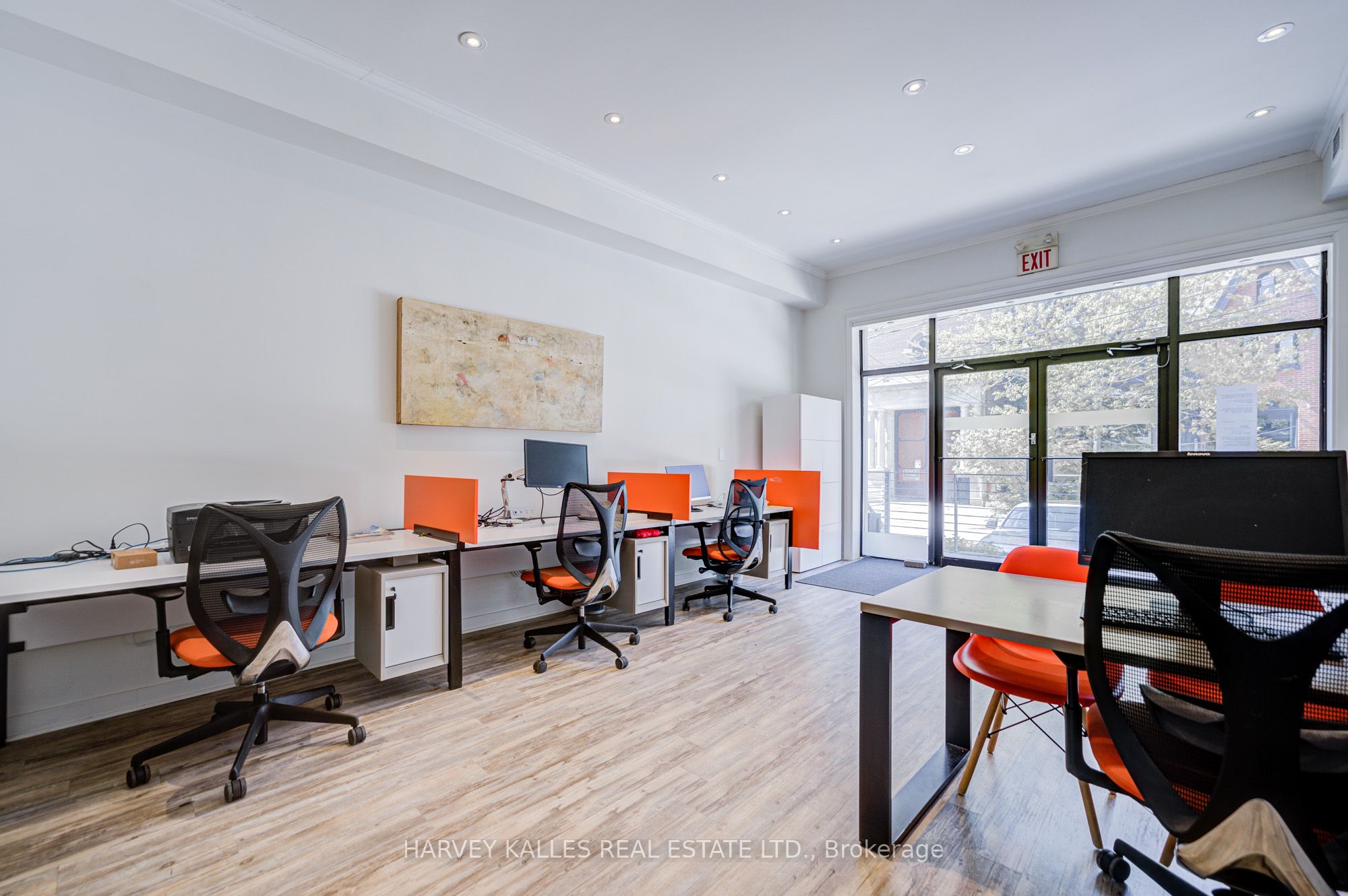 275 Macpherson Avenue 109 Property Photo 17