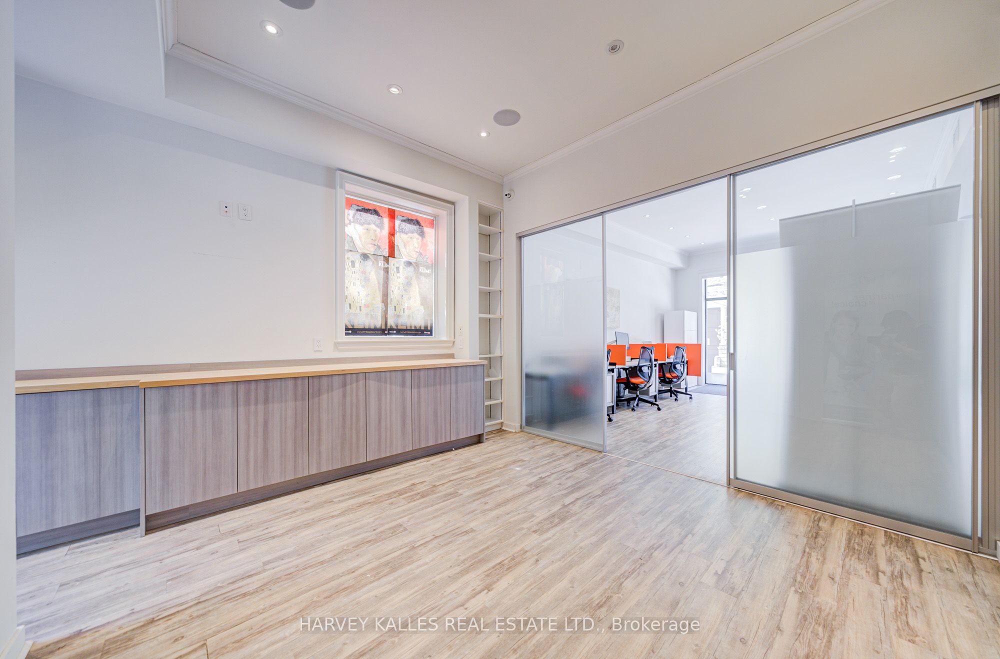 275 Macpherson Avenue 109 Property Photo 26