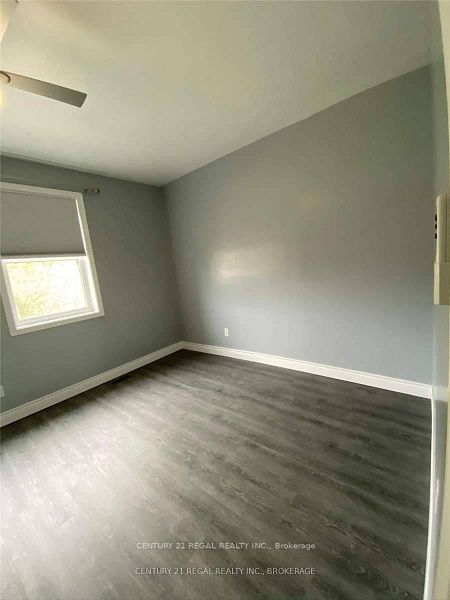 246 Spadina Avenue Property Photo 8