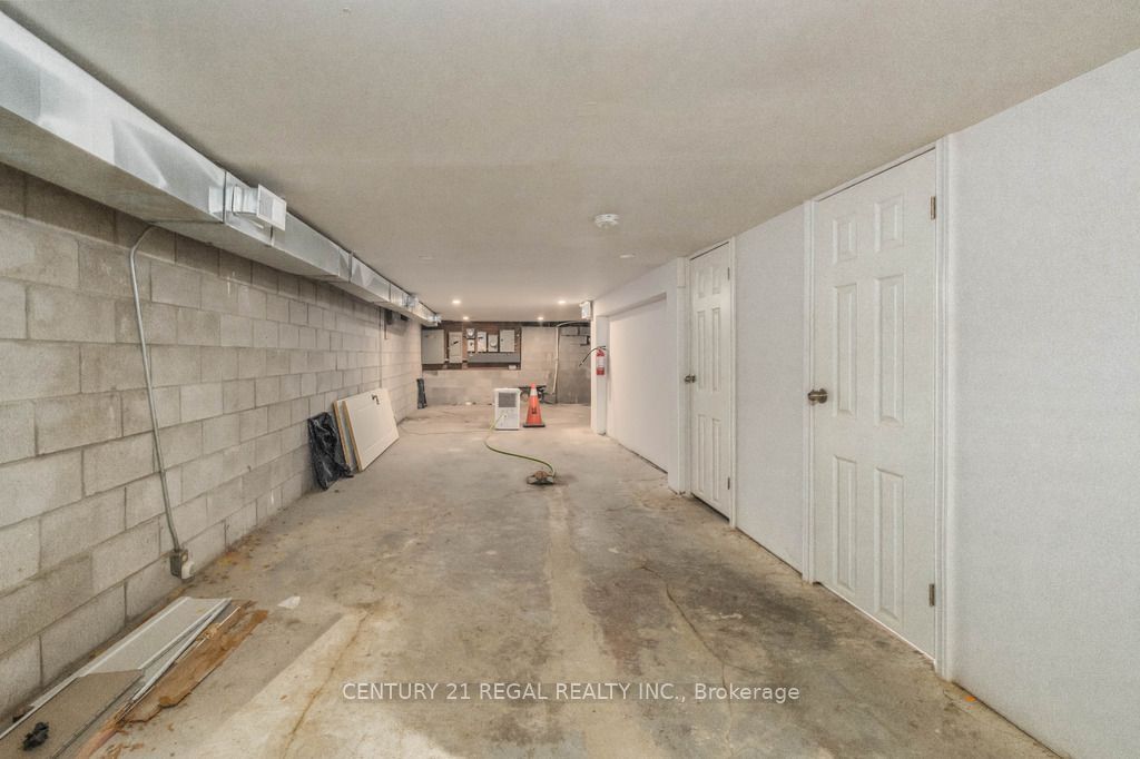 246 Spadina Avenue Property Photo 22