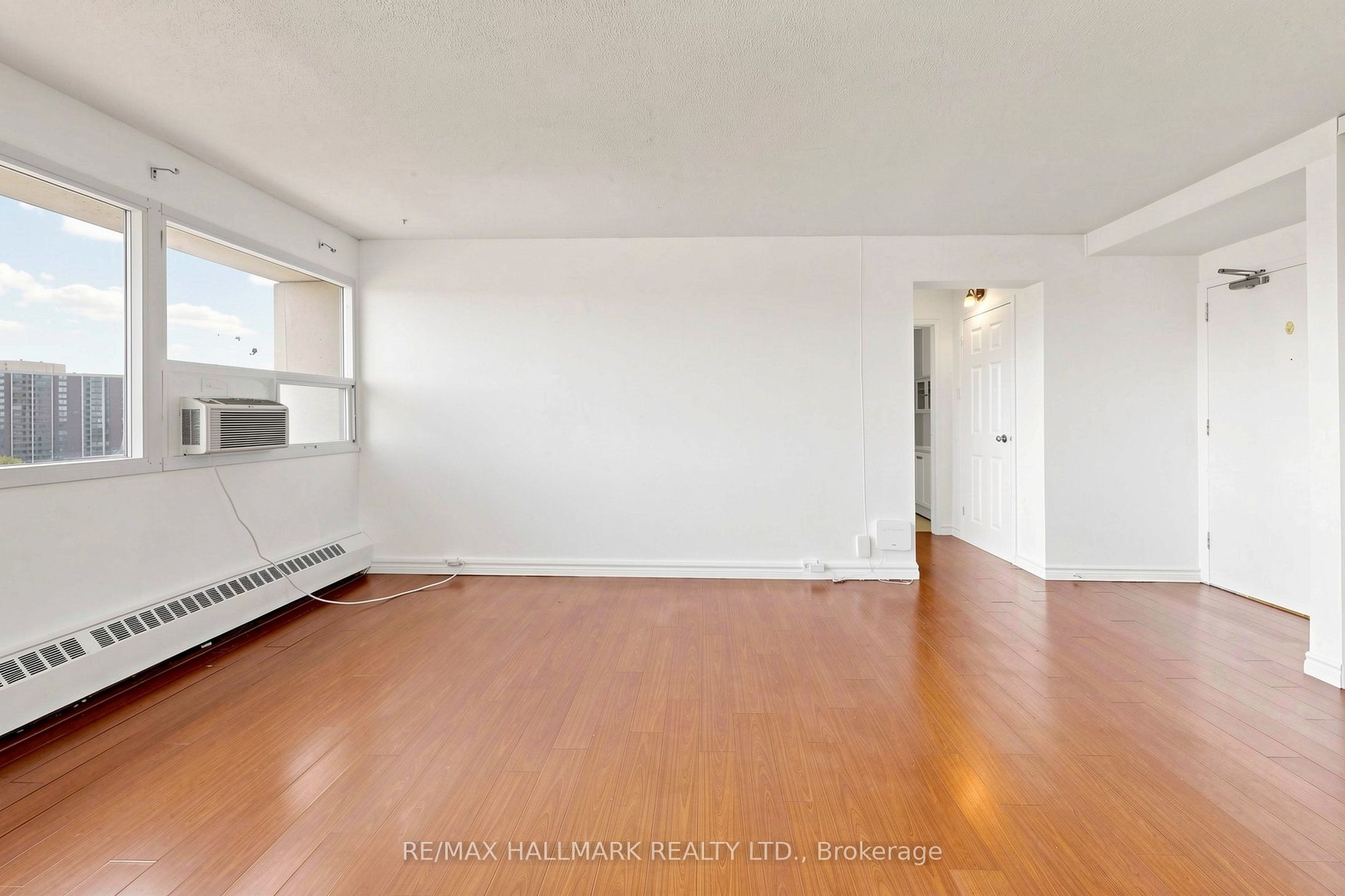 100 Leeward Glenway 1512 Property Photo 18