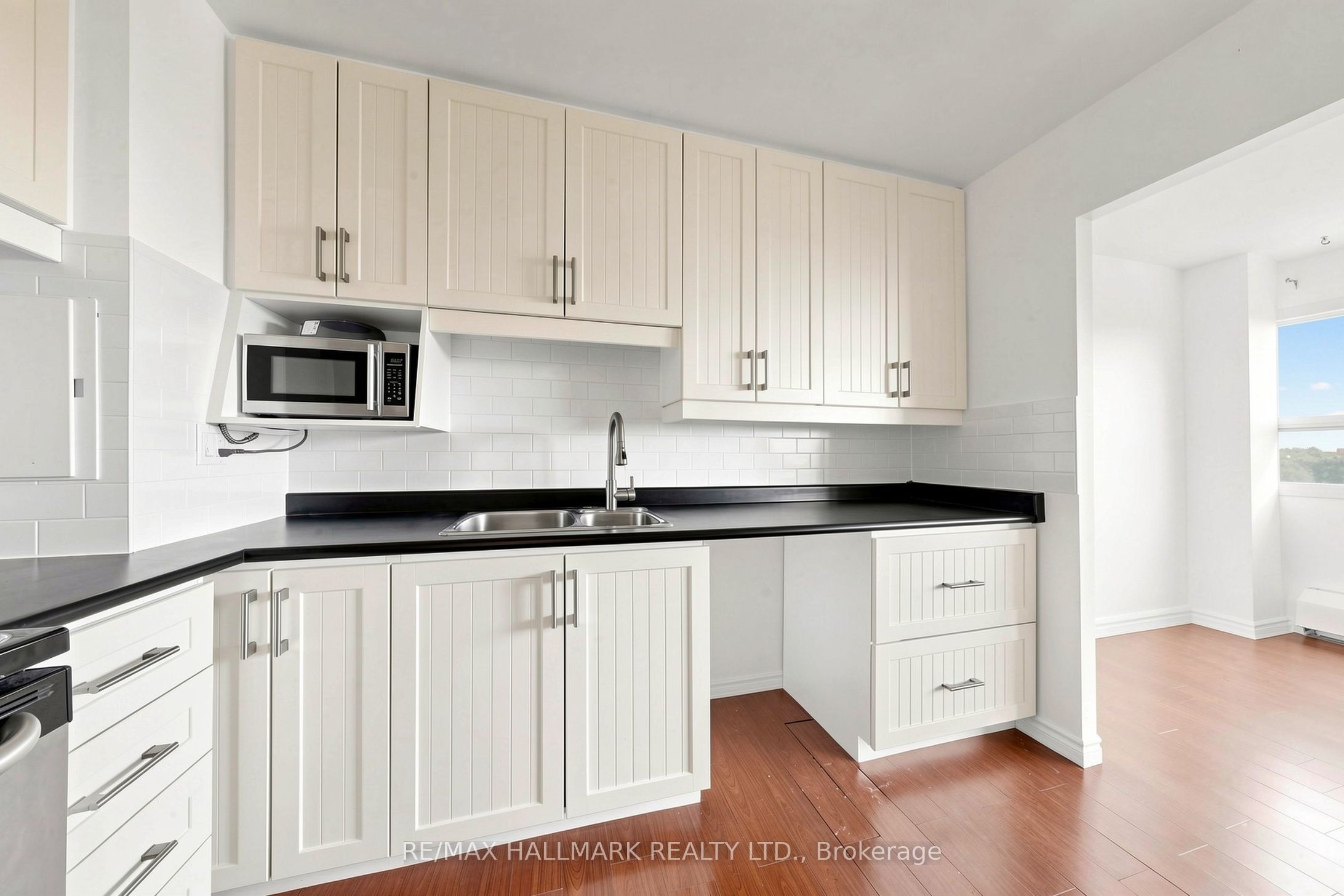 100 Leeward Glenway 1512 Property Photo 23