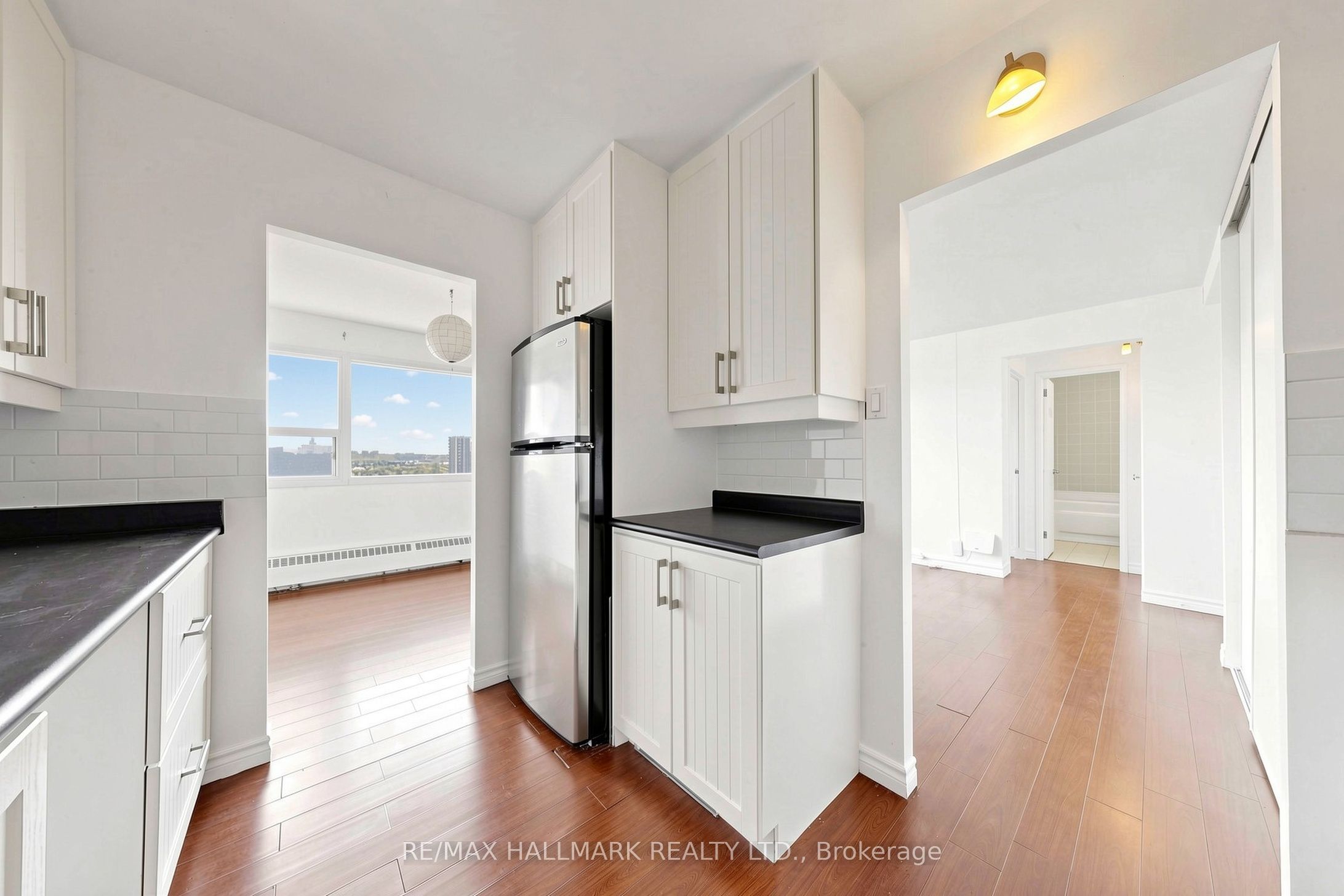 100 Leeward Glenway 1512 Property Photo 24