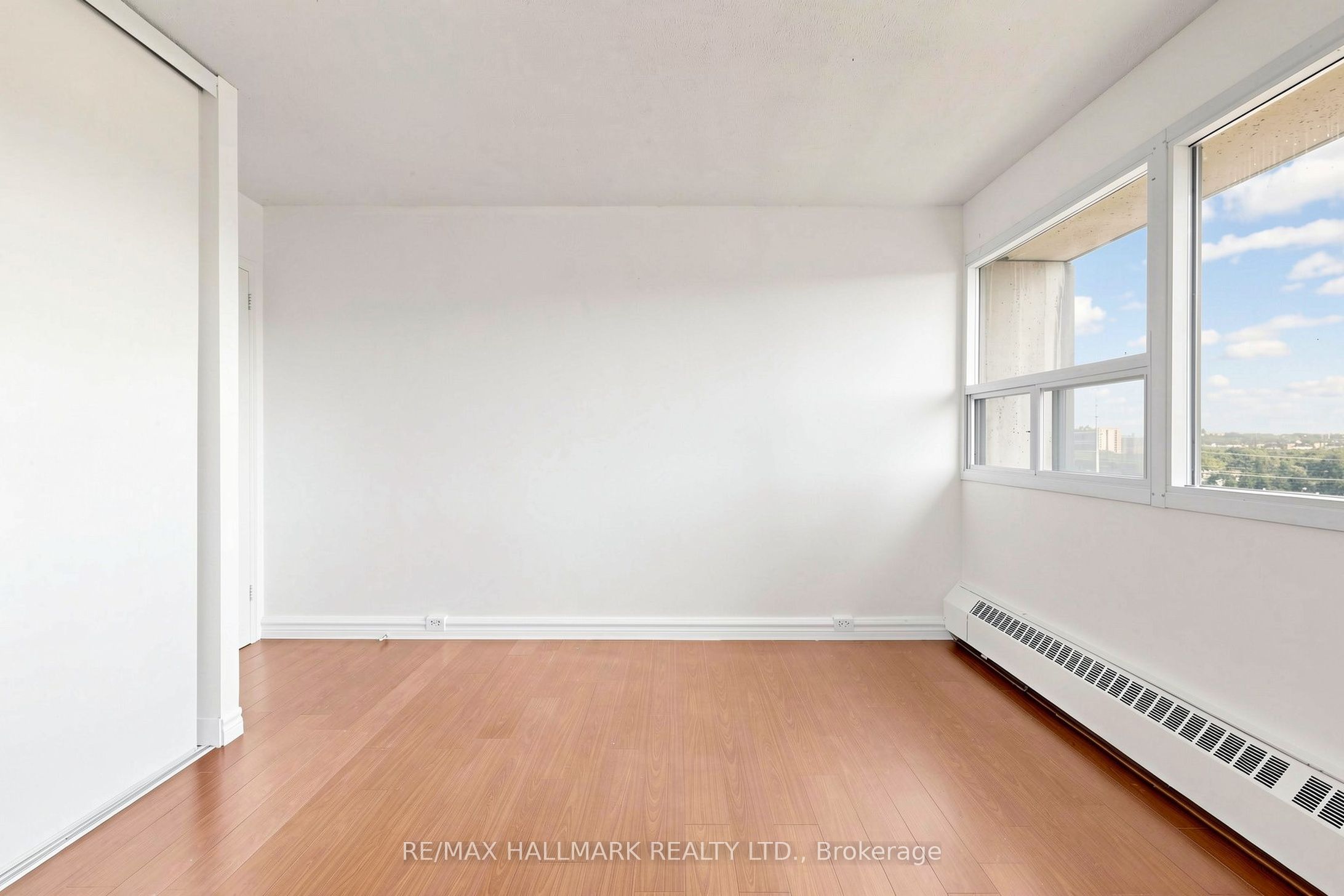 100 Leeward Glenway 1512 Property Photo 27