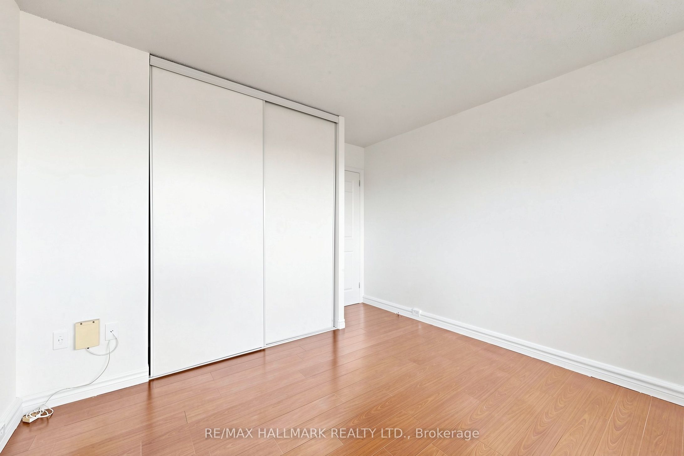 100 Leeward Glenway 1512 Property Photo 28