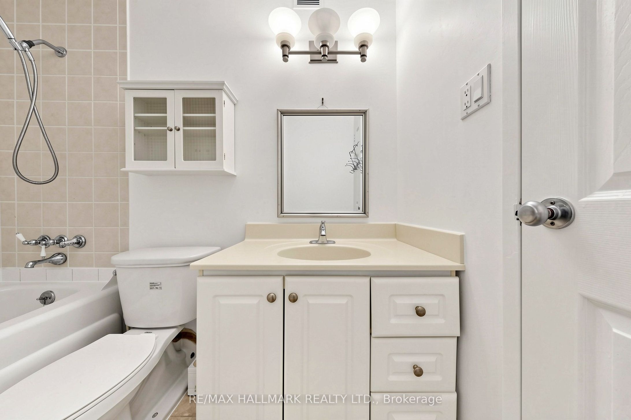 100 Leeward Glenway 1512 Property Photo 32