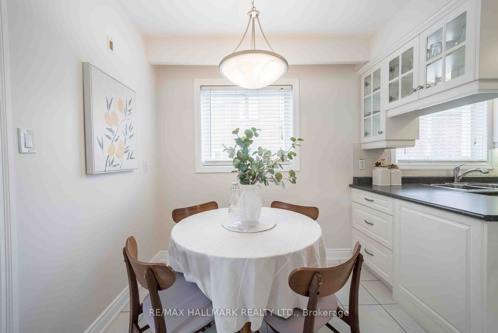 65 Baroness Crescent Property Photo 15