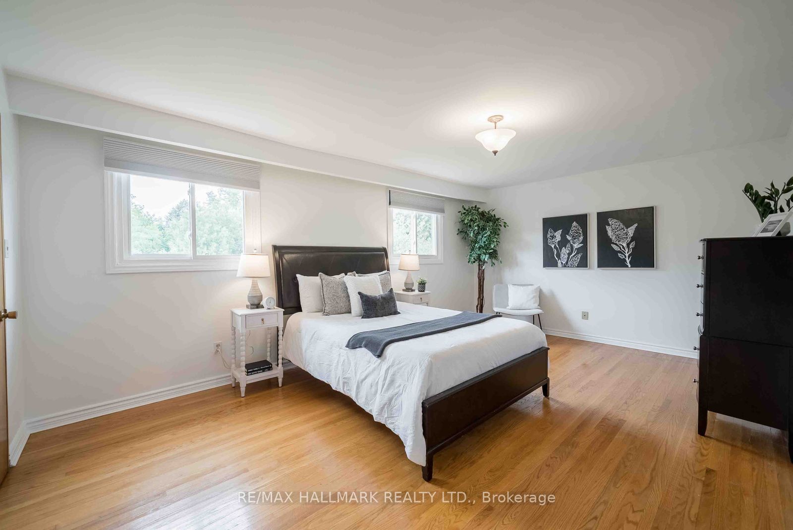 65 Baroness Crescent Property Photo 31