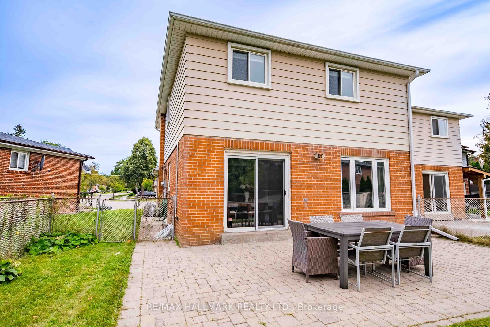 65 Baroness Crescent Property Photo 45