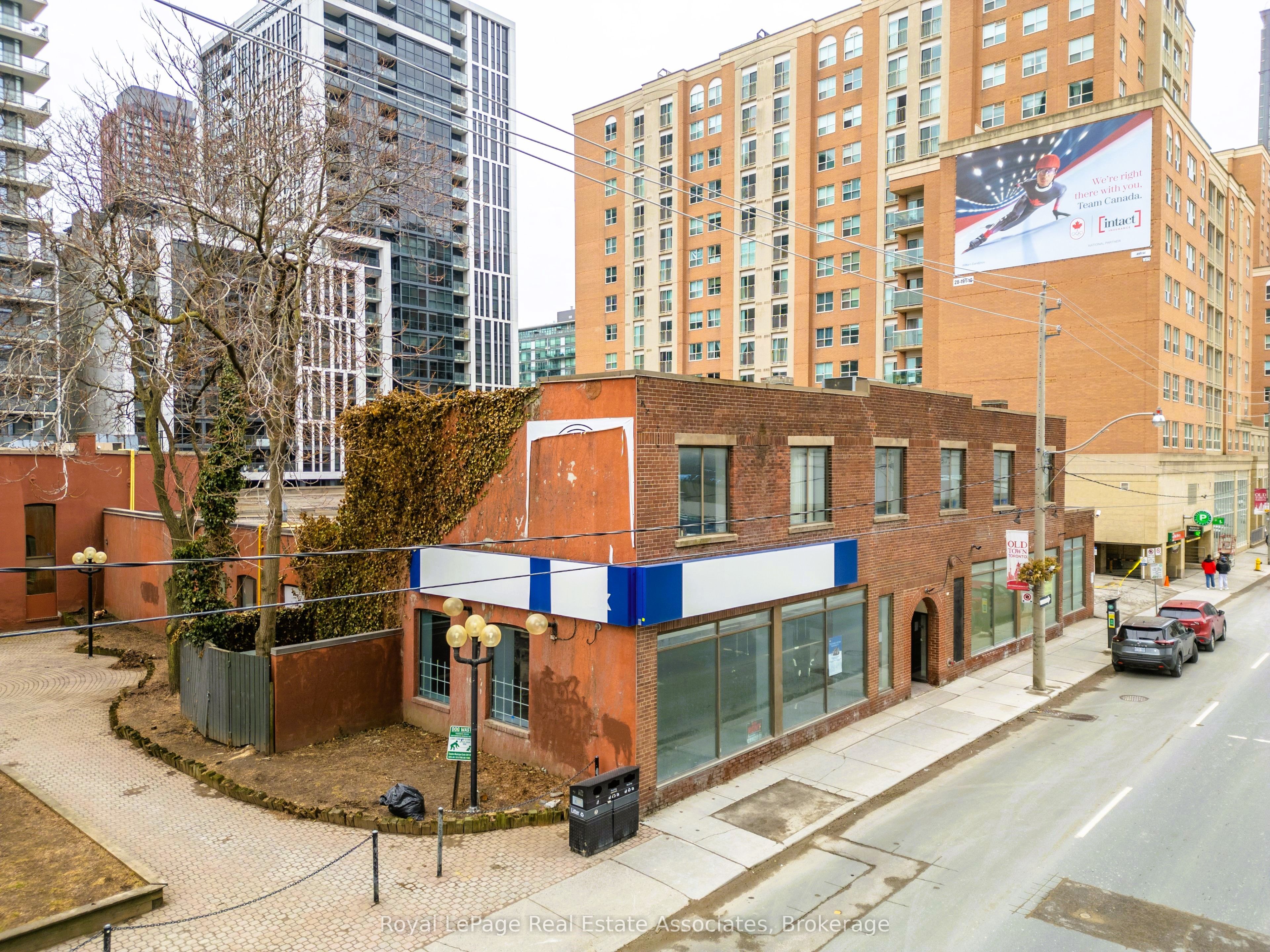 381 Richmond Street E Abu Property Photo 3