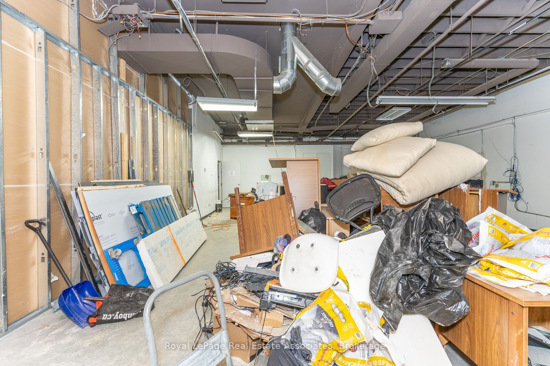 381 Richmond Street E Abu Property Photo 13