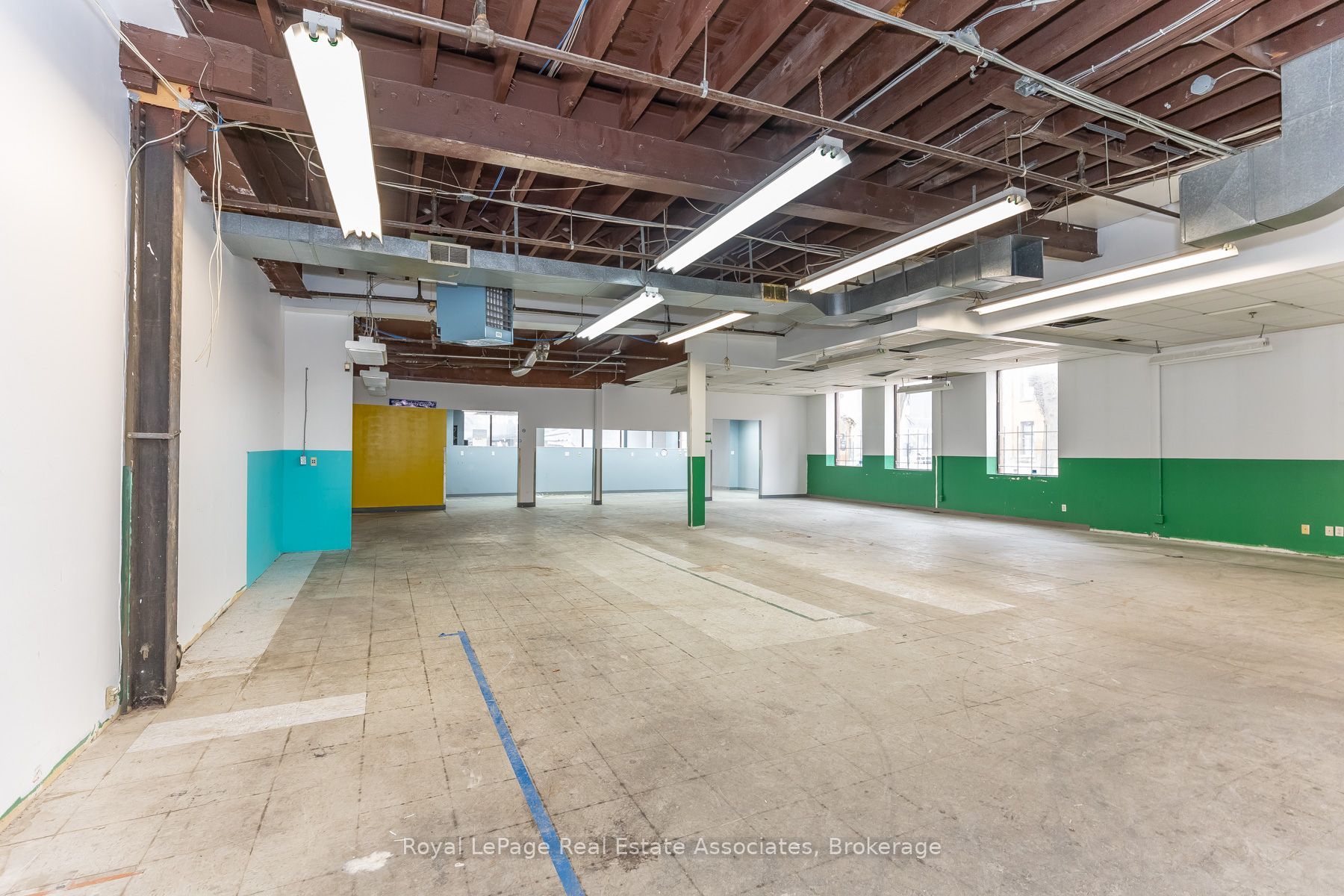 381 Richmond Street E Abu Property Photo 27
