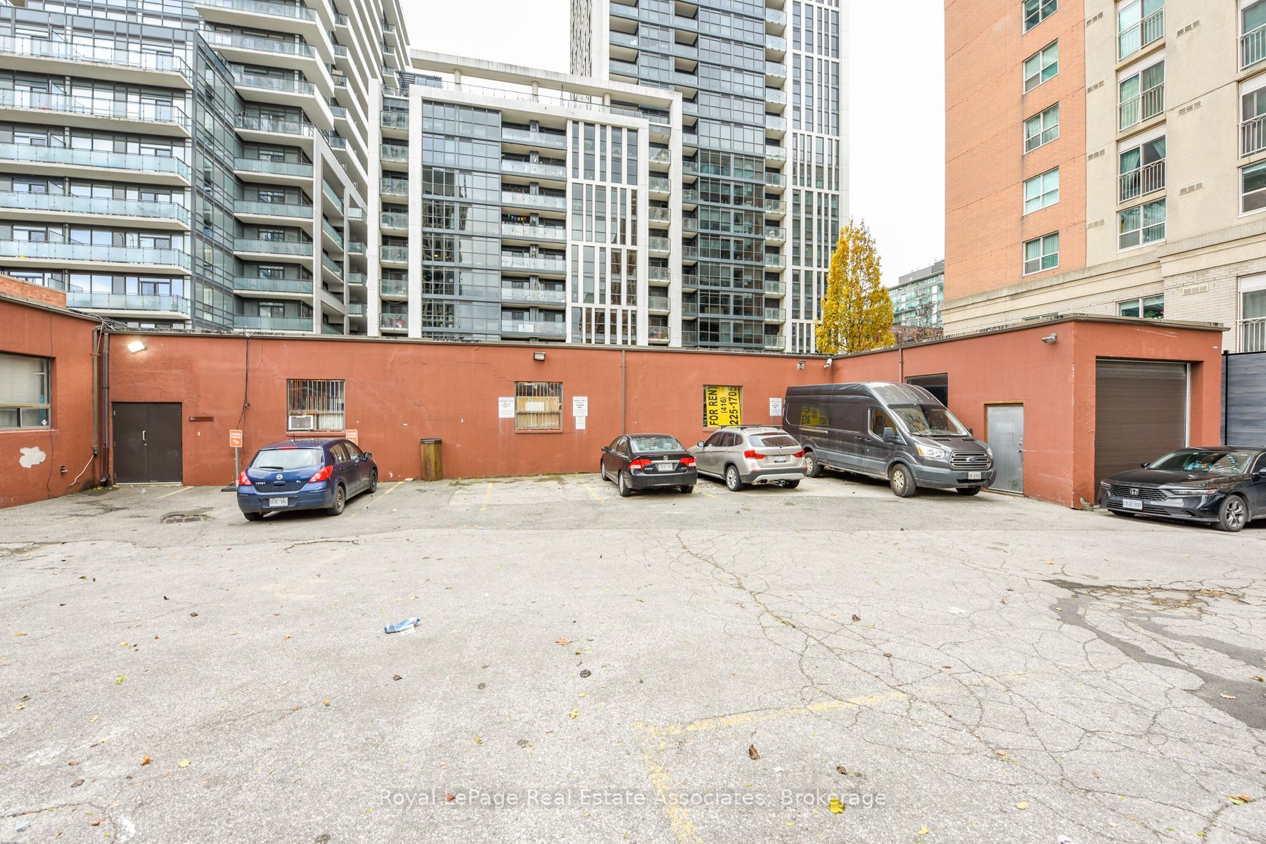 381 Richmond Street E C E D Property Photo 5