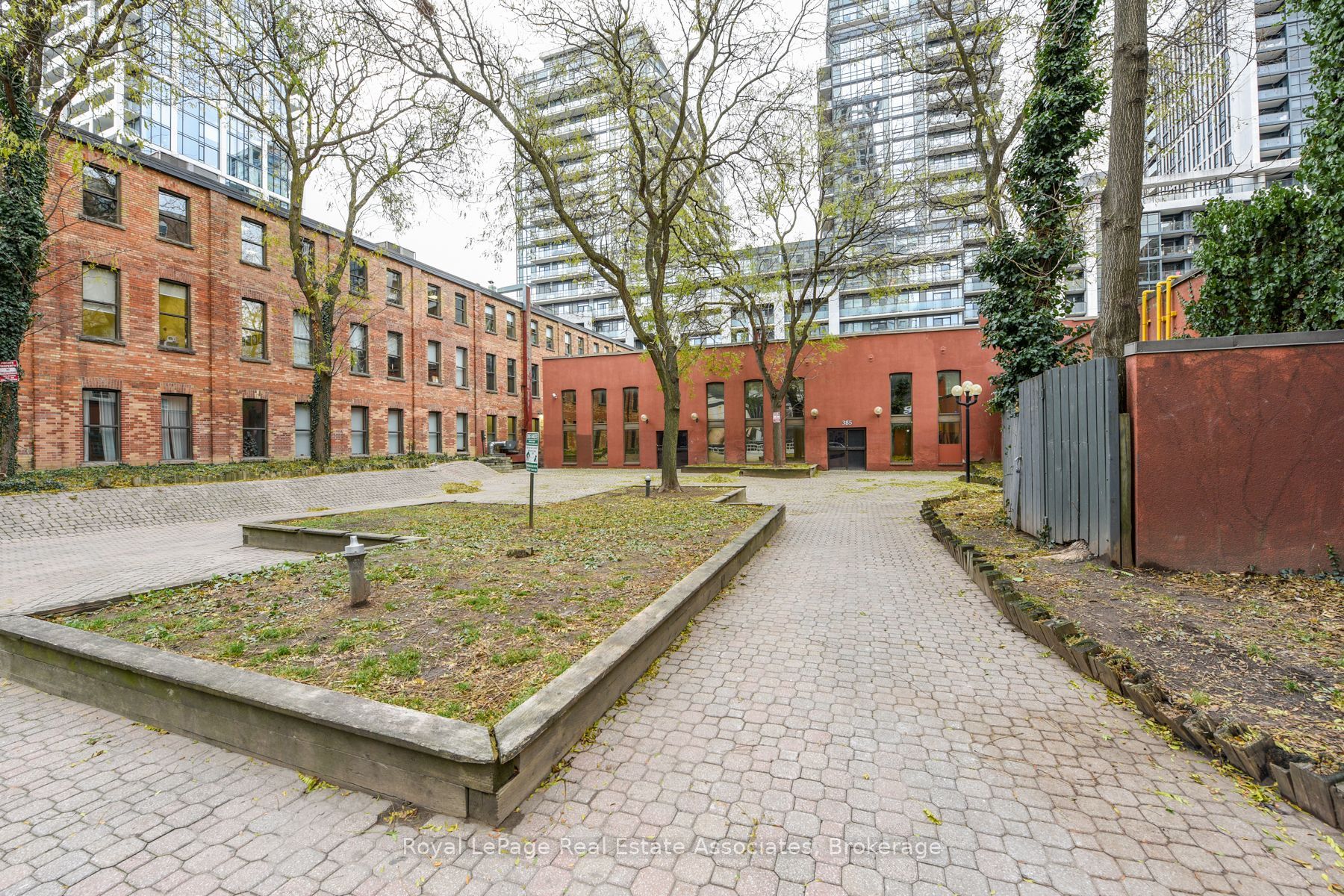 381 Richmond Street E C E D Property Photo 6
