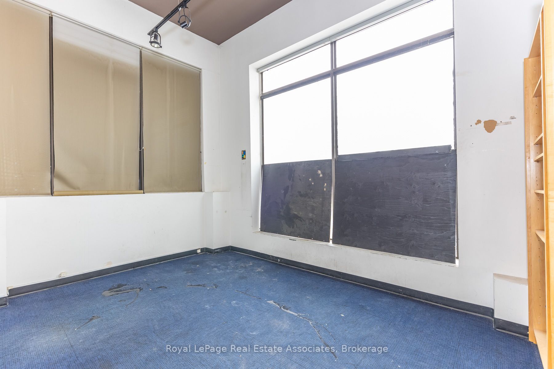381 Richmond Street E A B C Property Photo 9