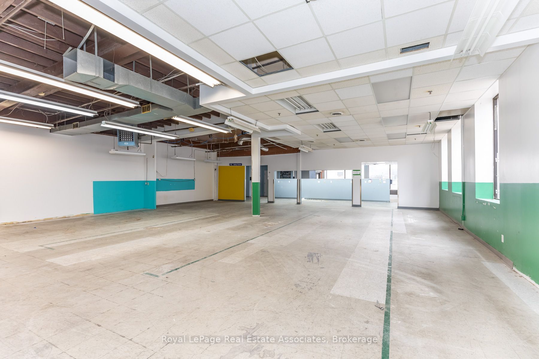 381 Richmond Street E A B C Property Photo 25