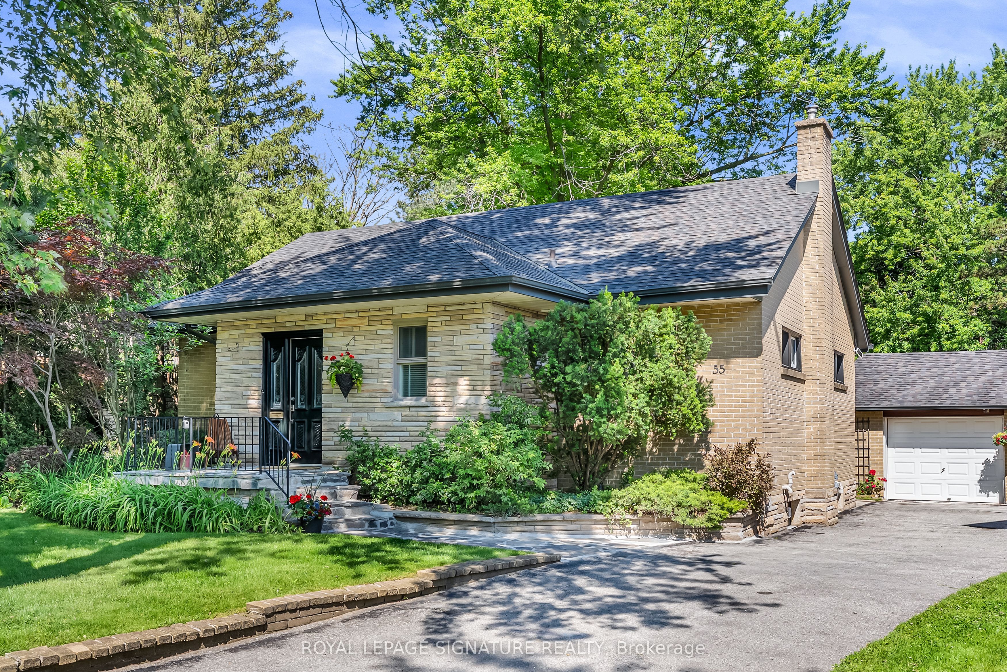 55 Hemford Crescent Property Photo 1
