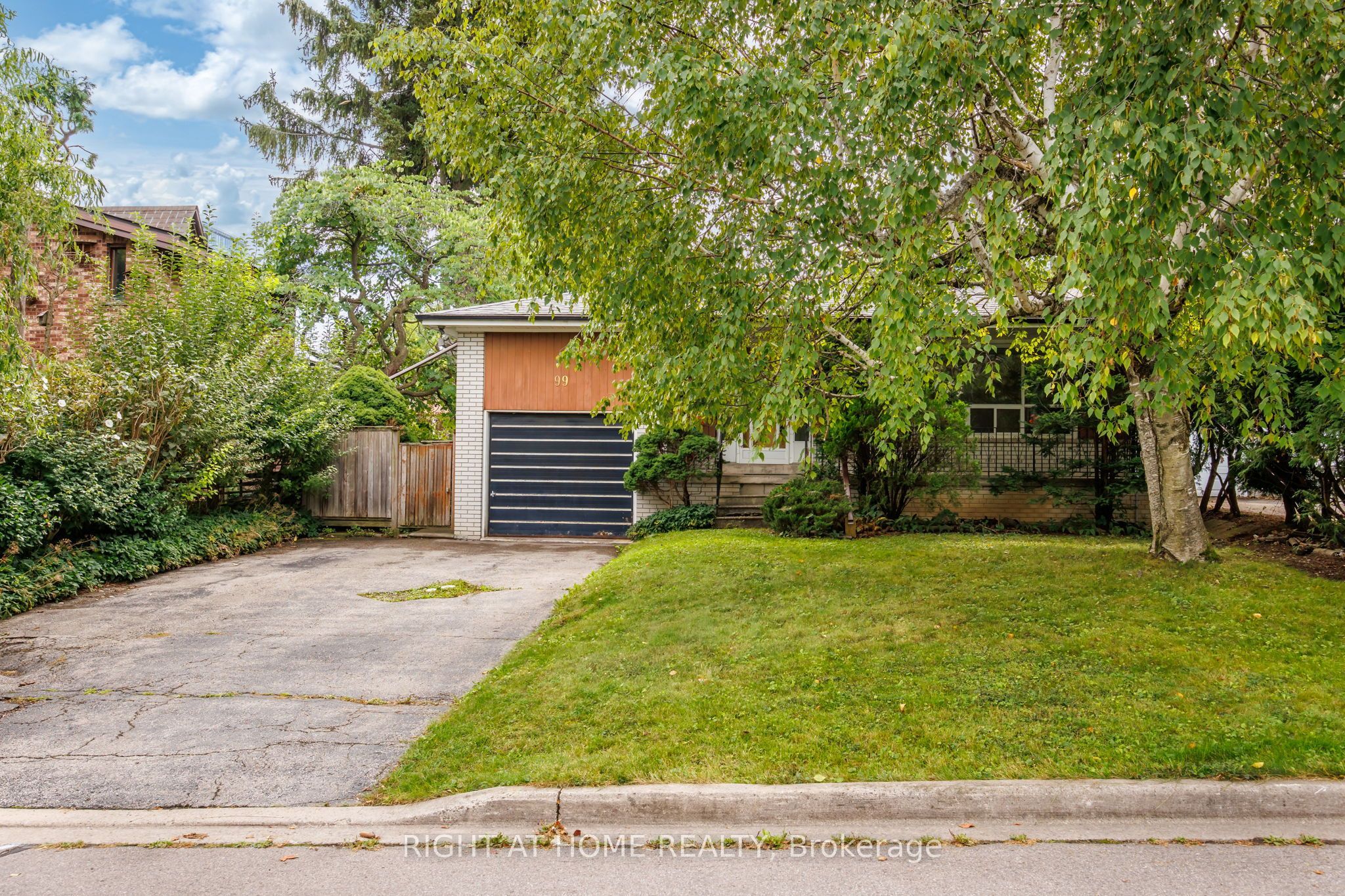 99 Elmhurst Avenue Property Photo 1
