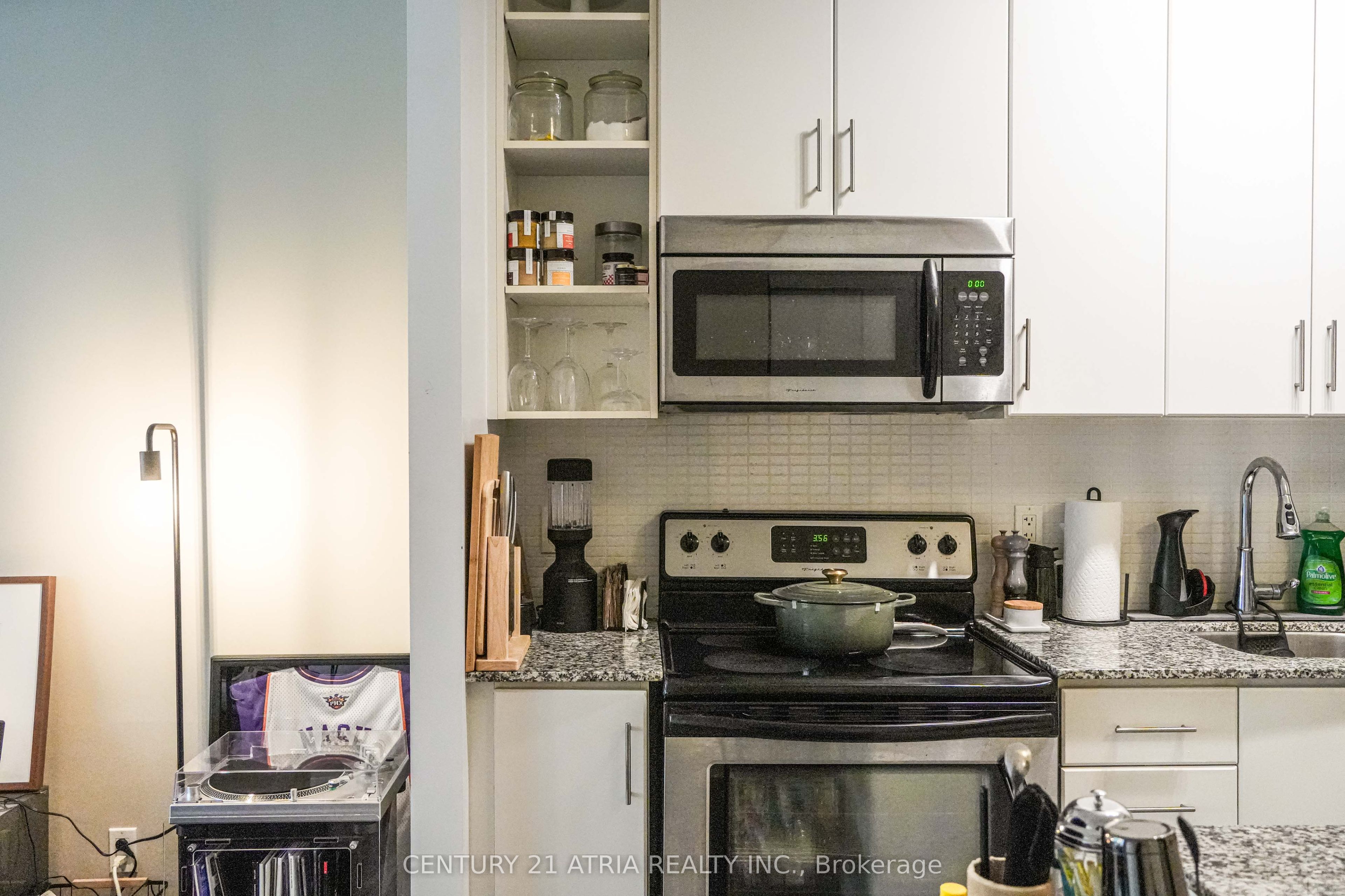 112 George Street S703 Property Photo 7