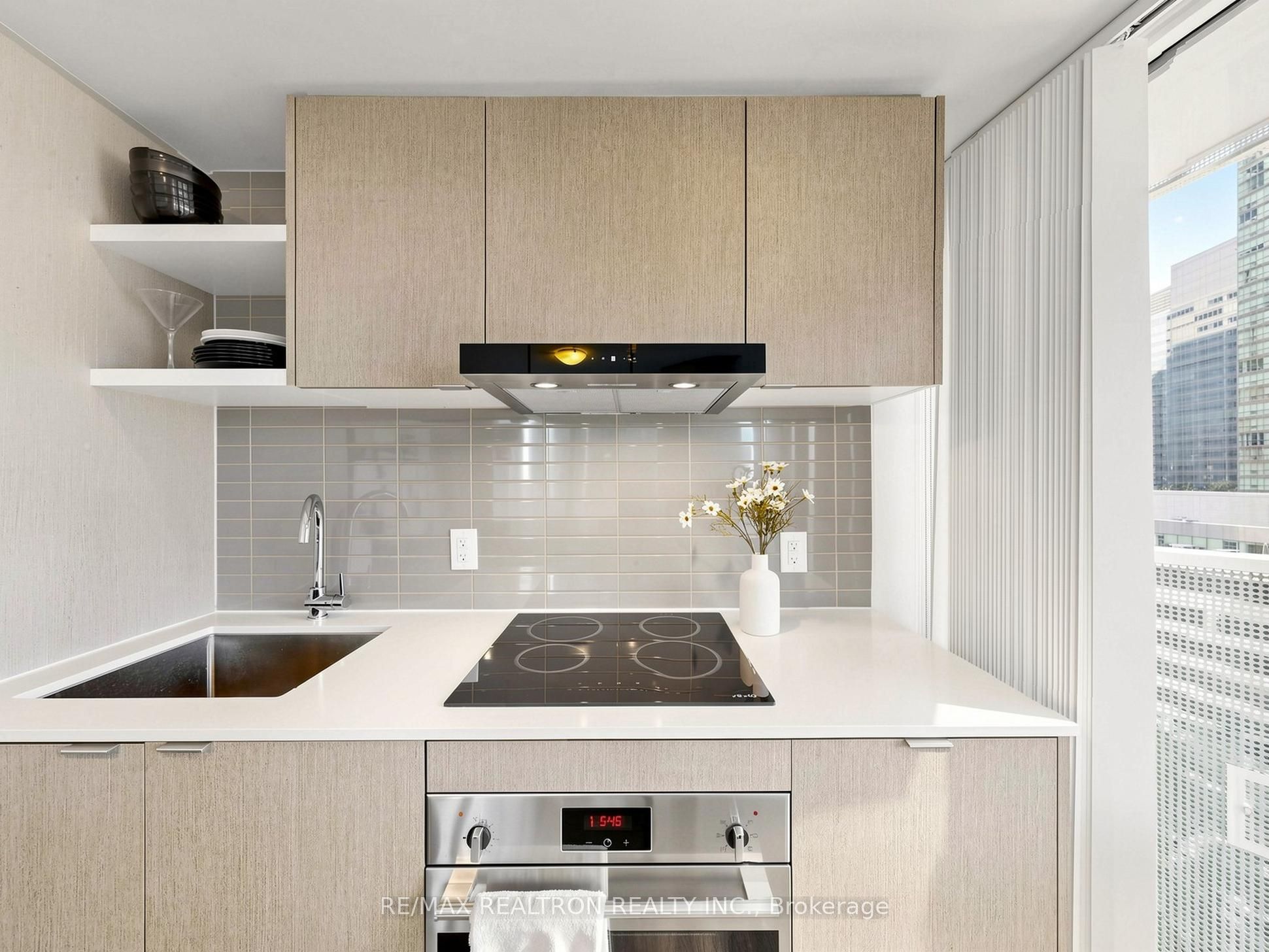 88 Harbour Street 1504 Property Photo 14