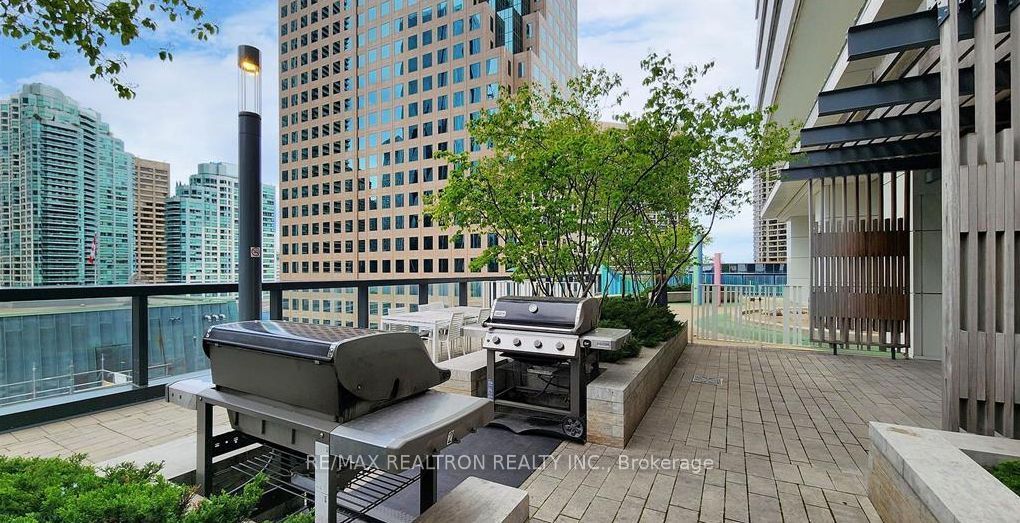 88 Harbour Street 1504 Property Photo 43