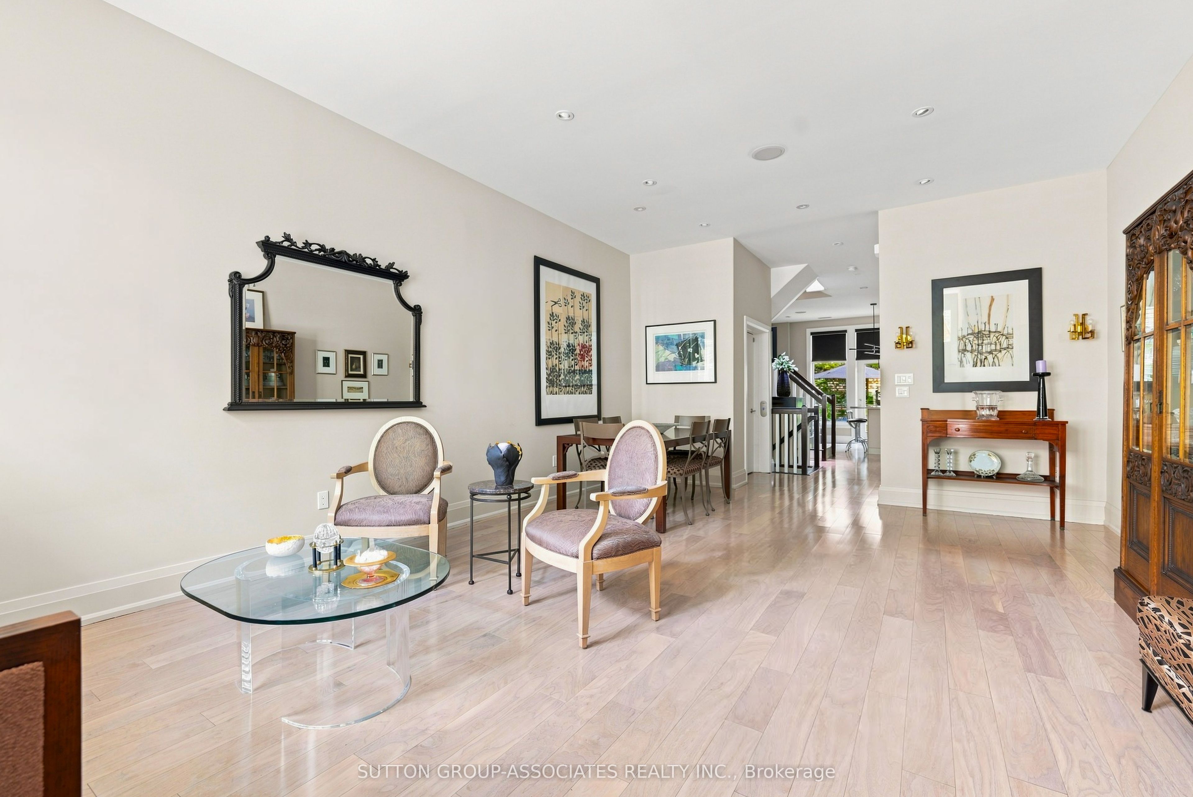 385 Brunswick Avenue Th9 Property Photo 4