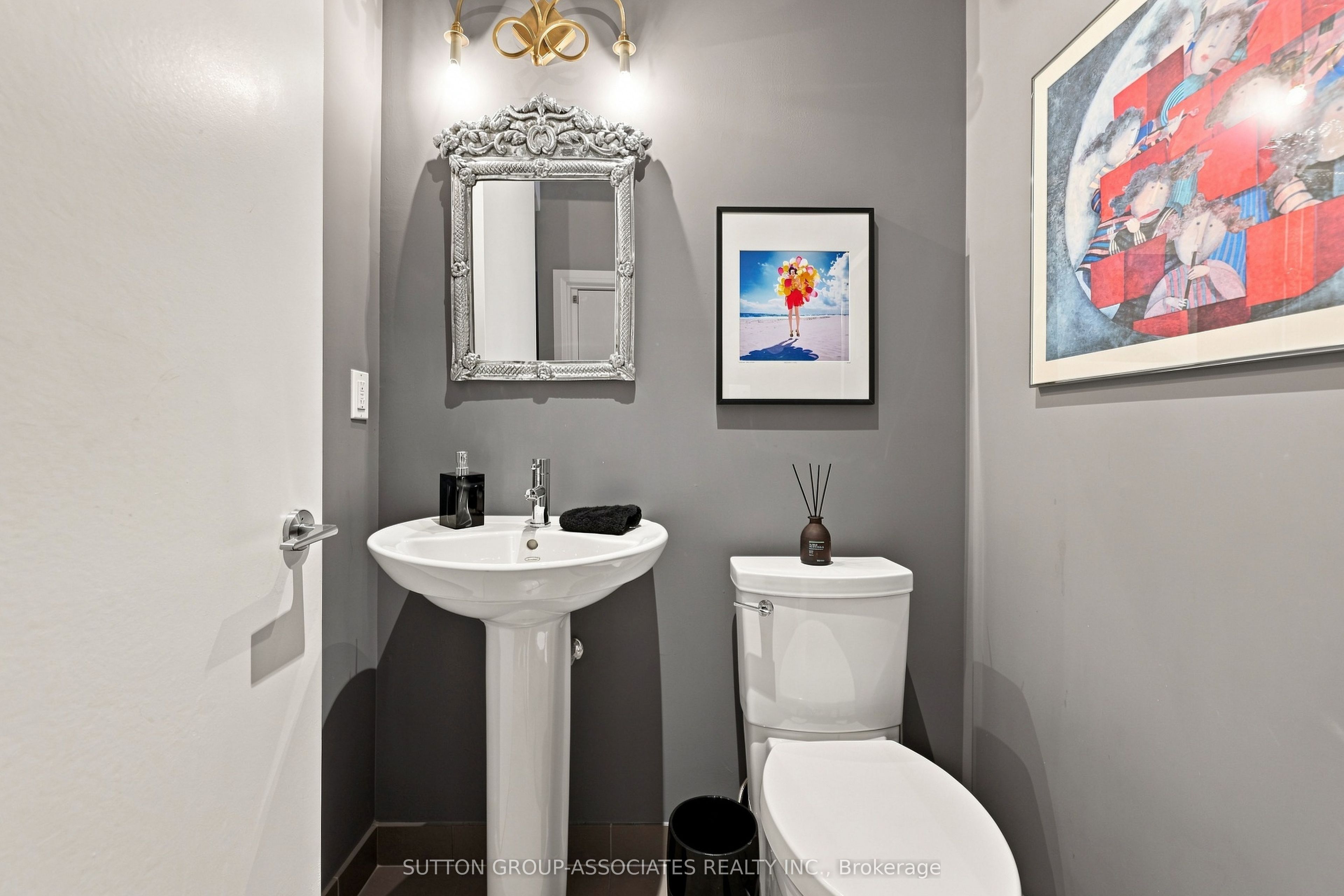 385 Brunswick Avenue Th9 Property Photo 17