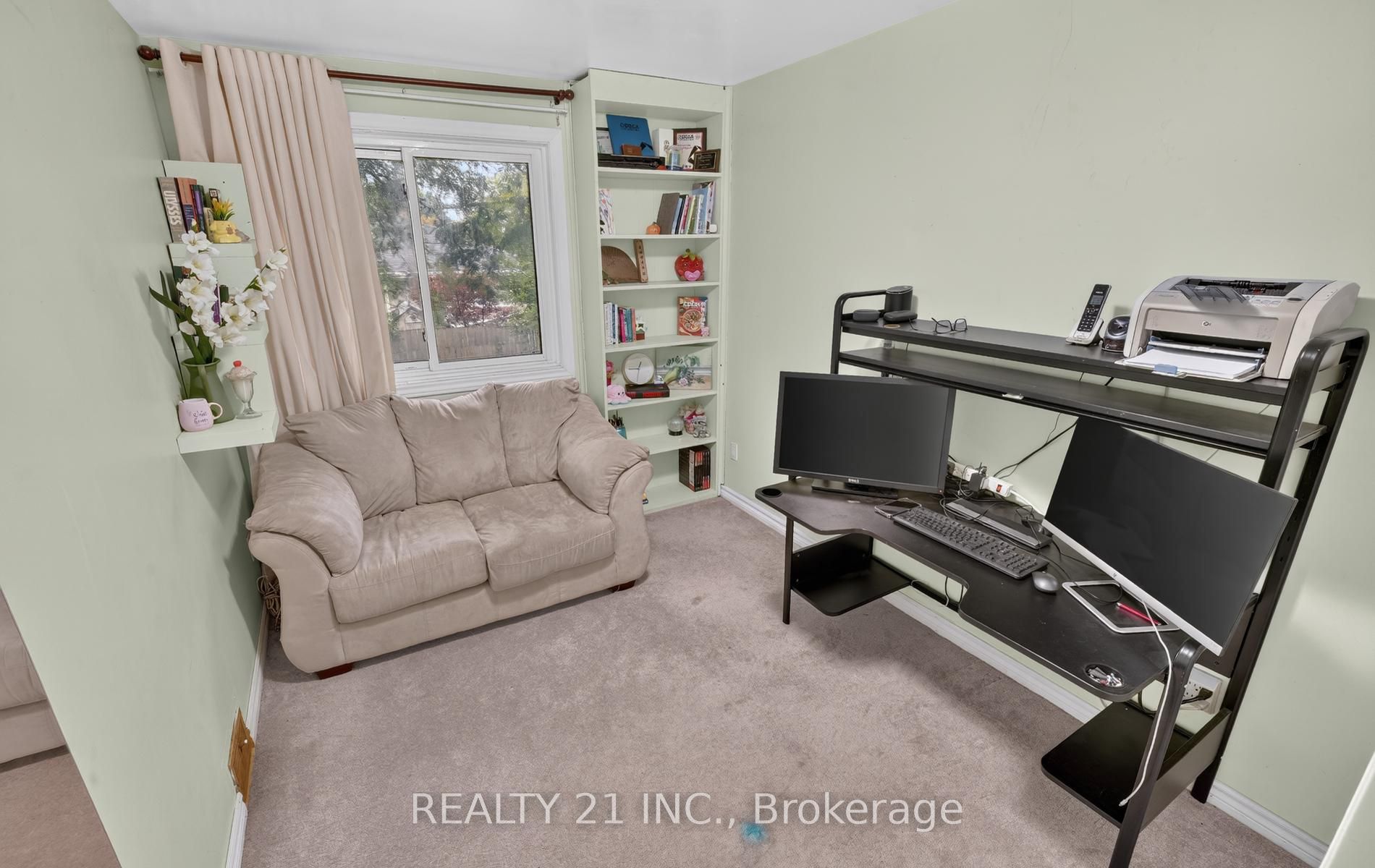 16 Baltray Crescent Property Photo 25