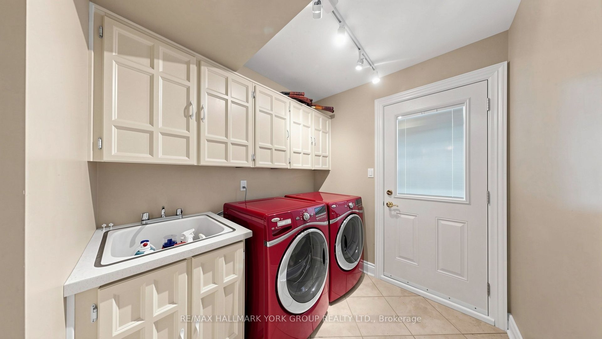 45 Pinnacle Road Property Photo 20