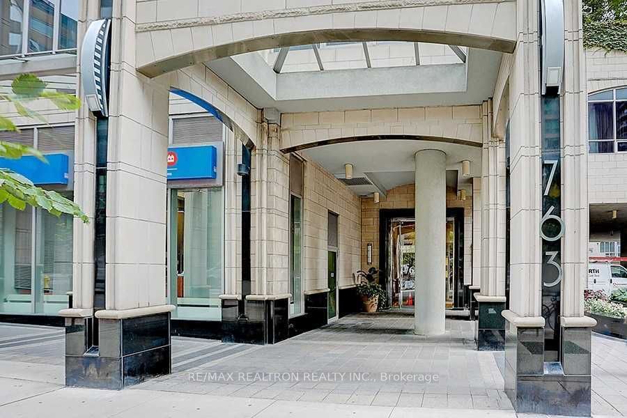 763 Bay Street 4804 Property Photo 5