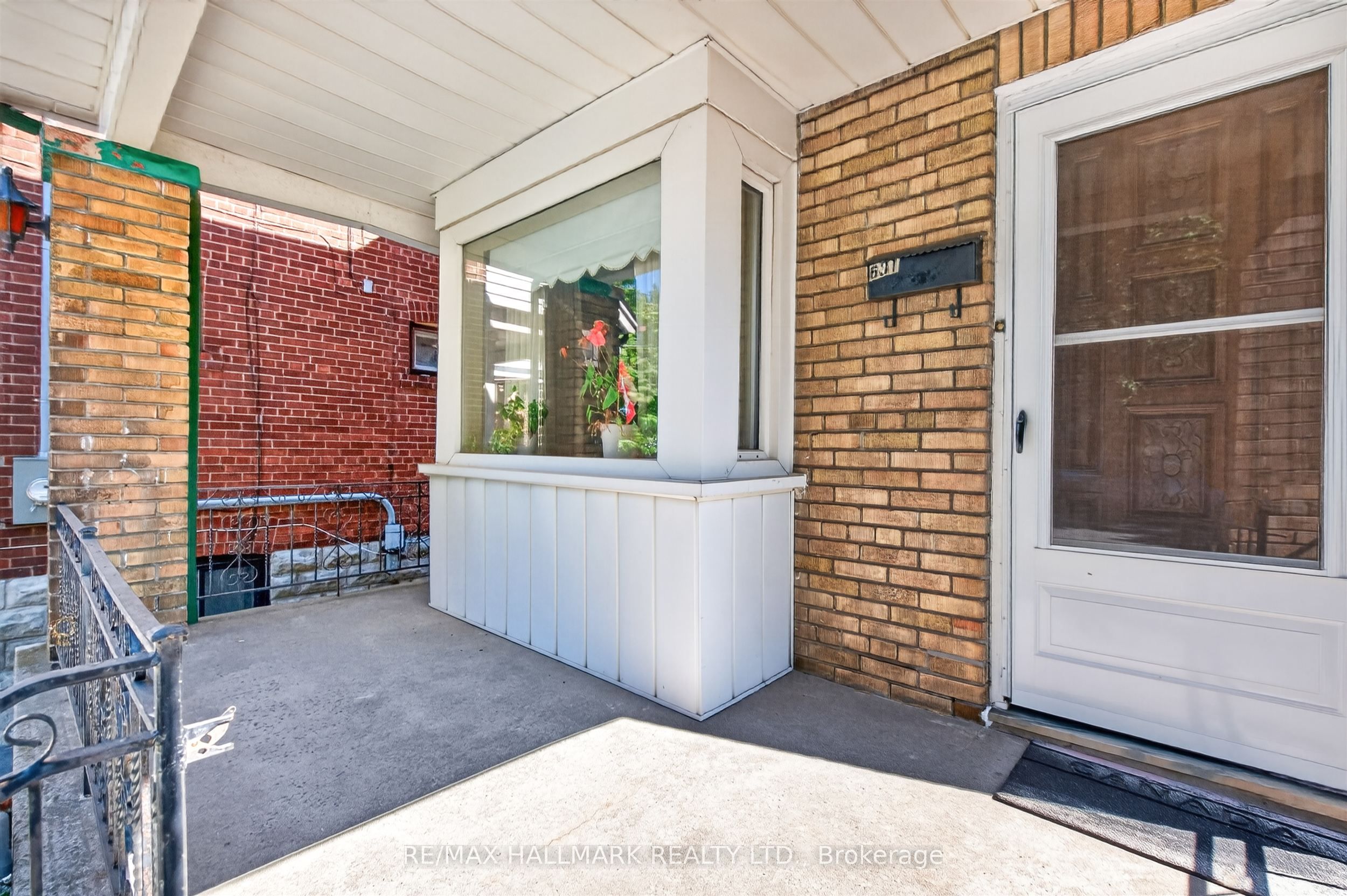 631 Lauder Avenue Property Photo 3
